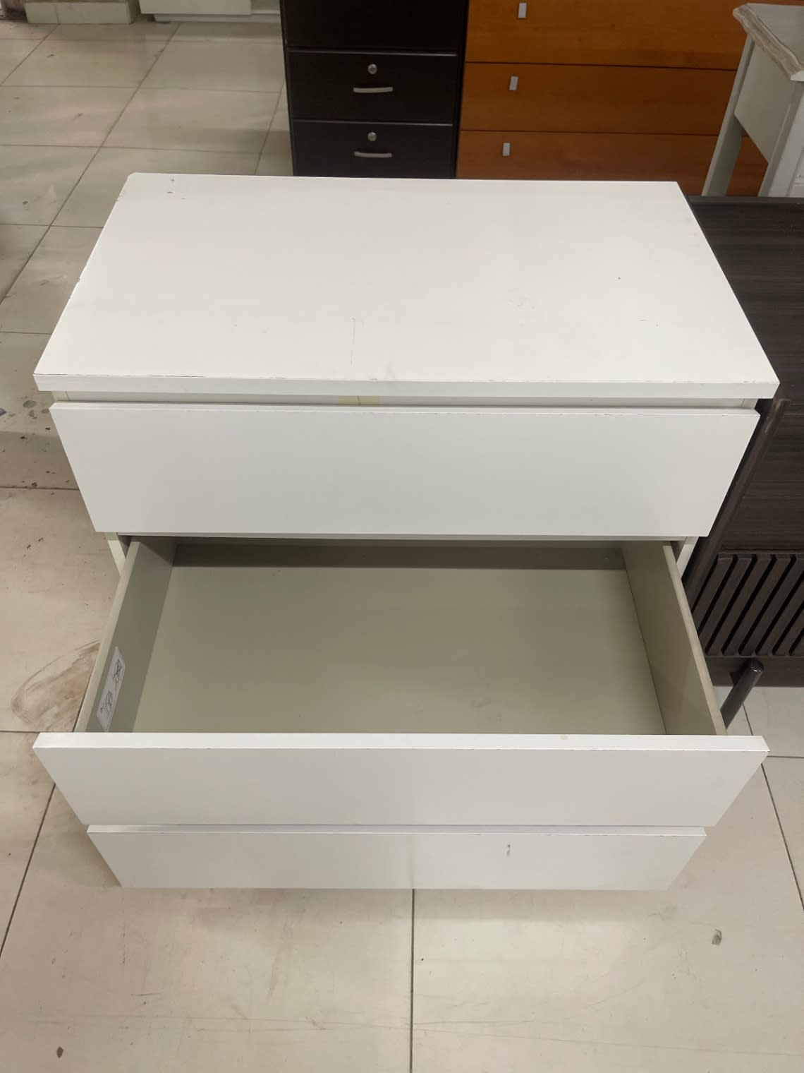 3-Drawer Dresser 2