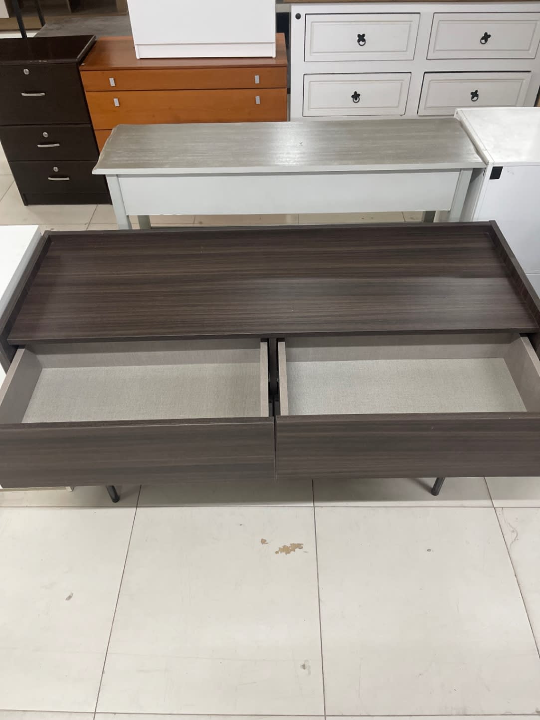 2-Drawer Dresser with Fluted Front 2