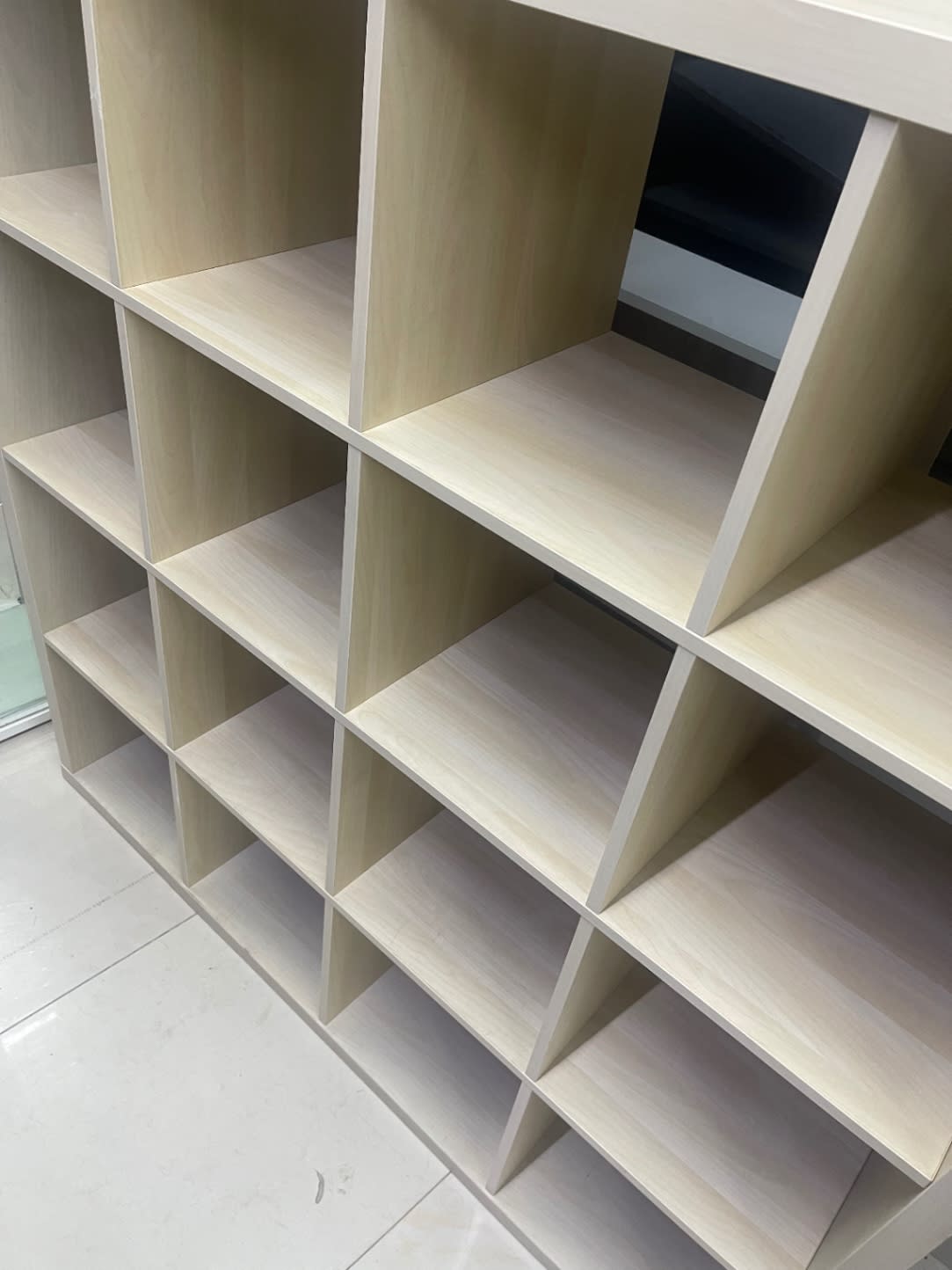 16-Cube Storage Shelving Unit