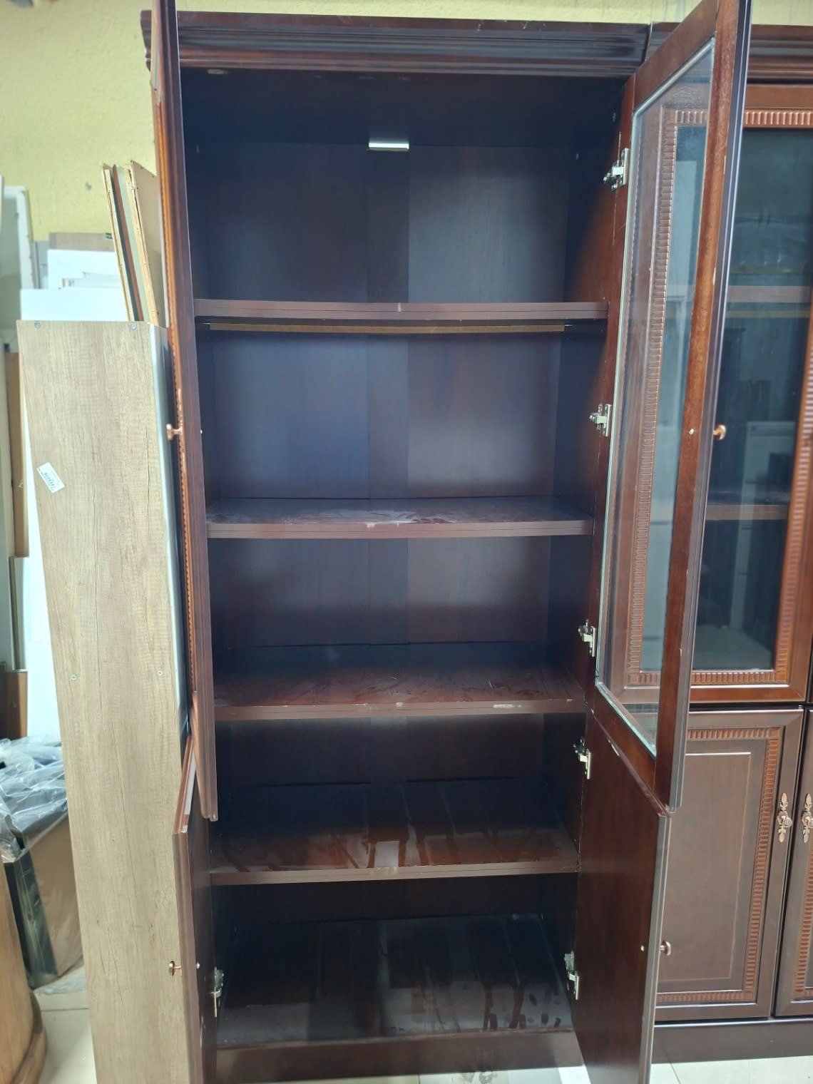 Glass-Door Display Cupboard 3