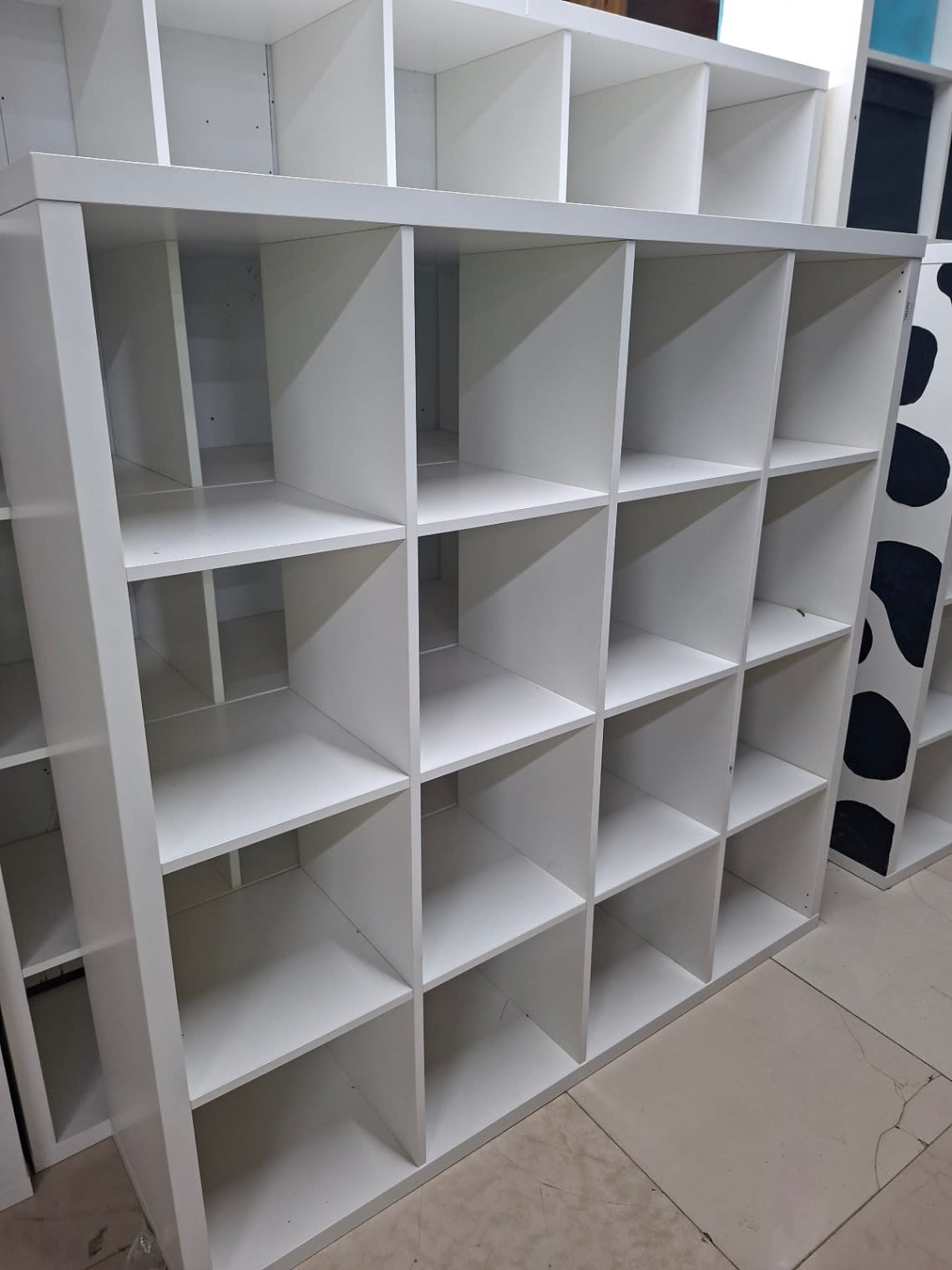 16-Cube Shelving Unit