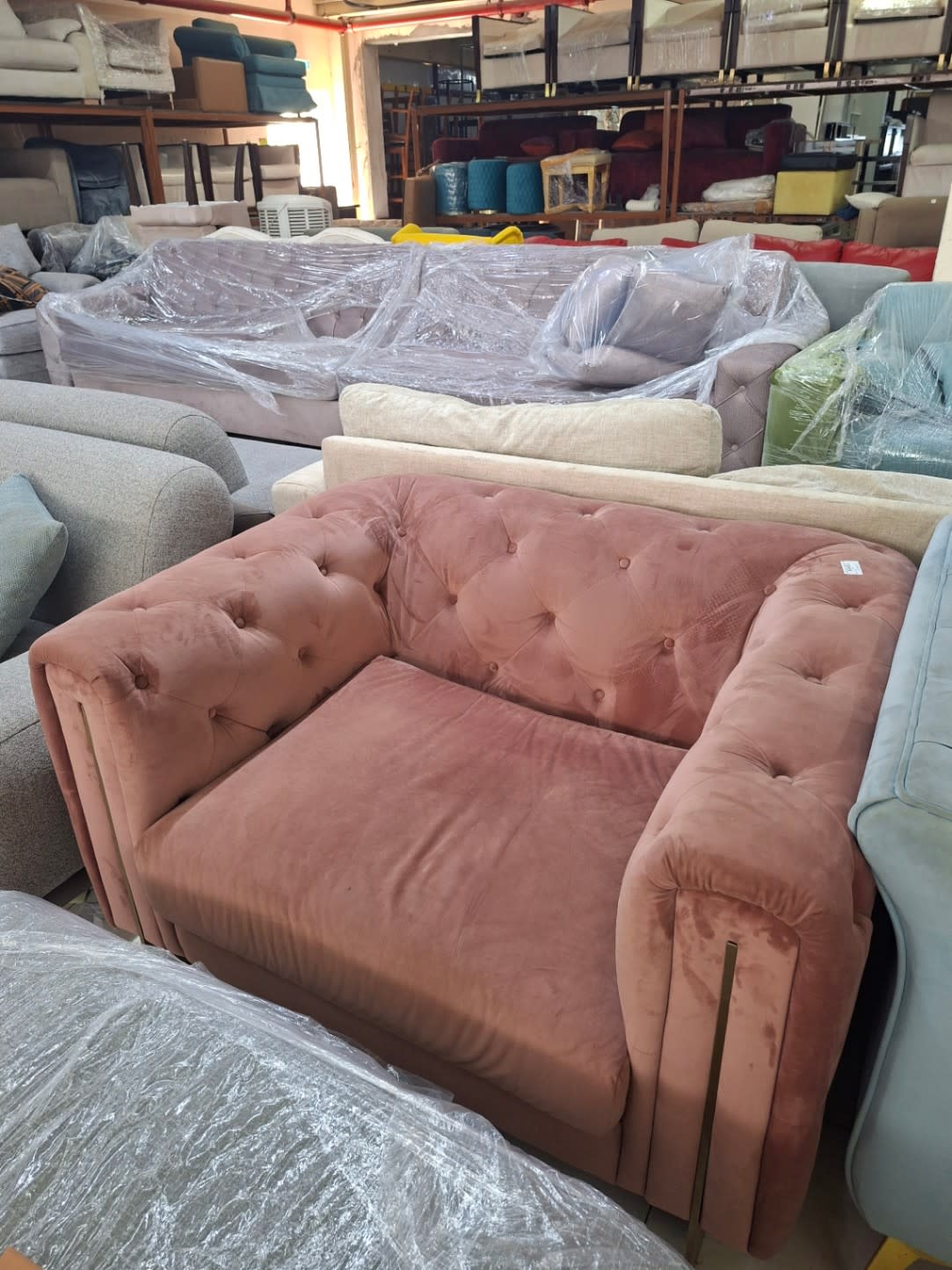 Tufted Accent Chair 2