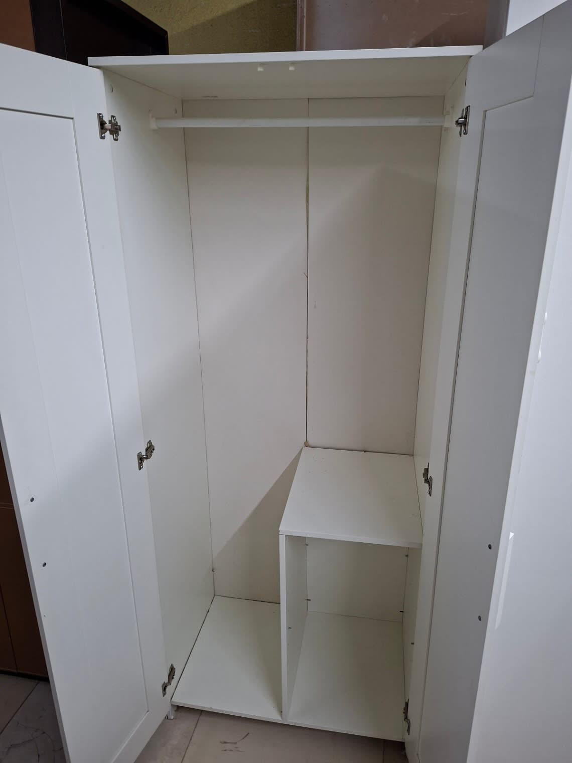 2-Door Wardrobe 2
