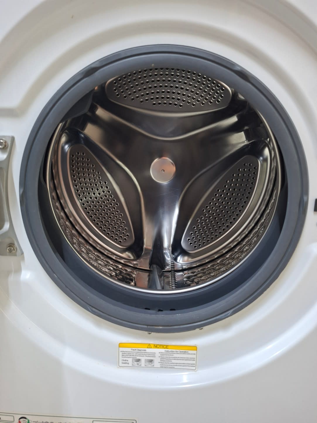 Front-Load Washing Machine 3