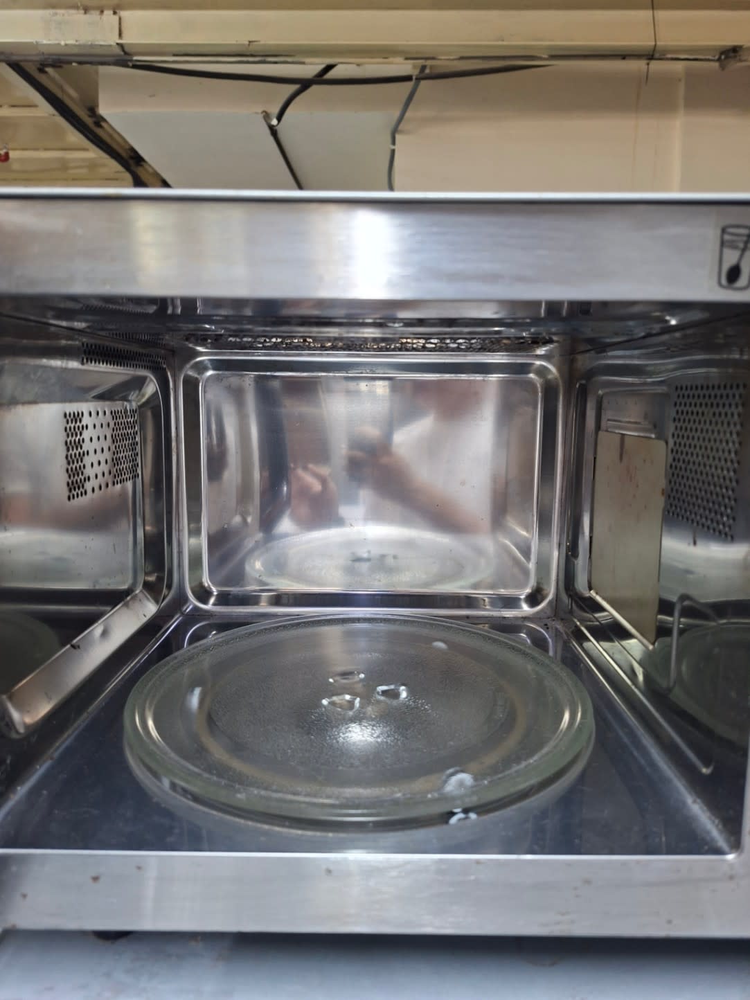 Stainless Steel Microwave Oven 2