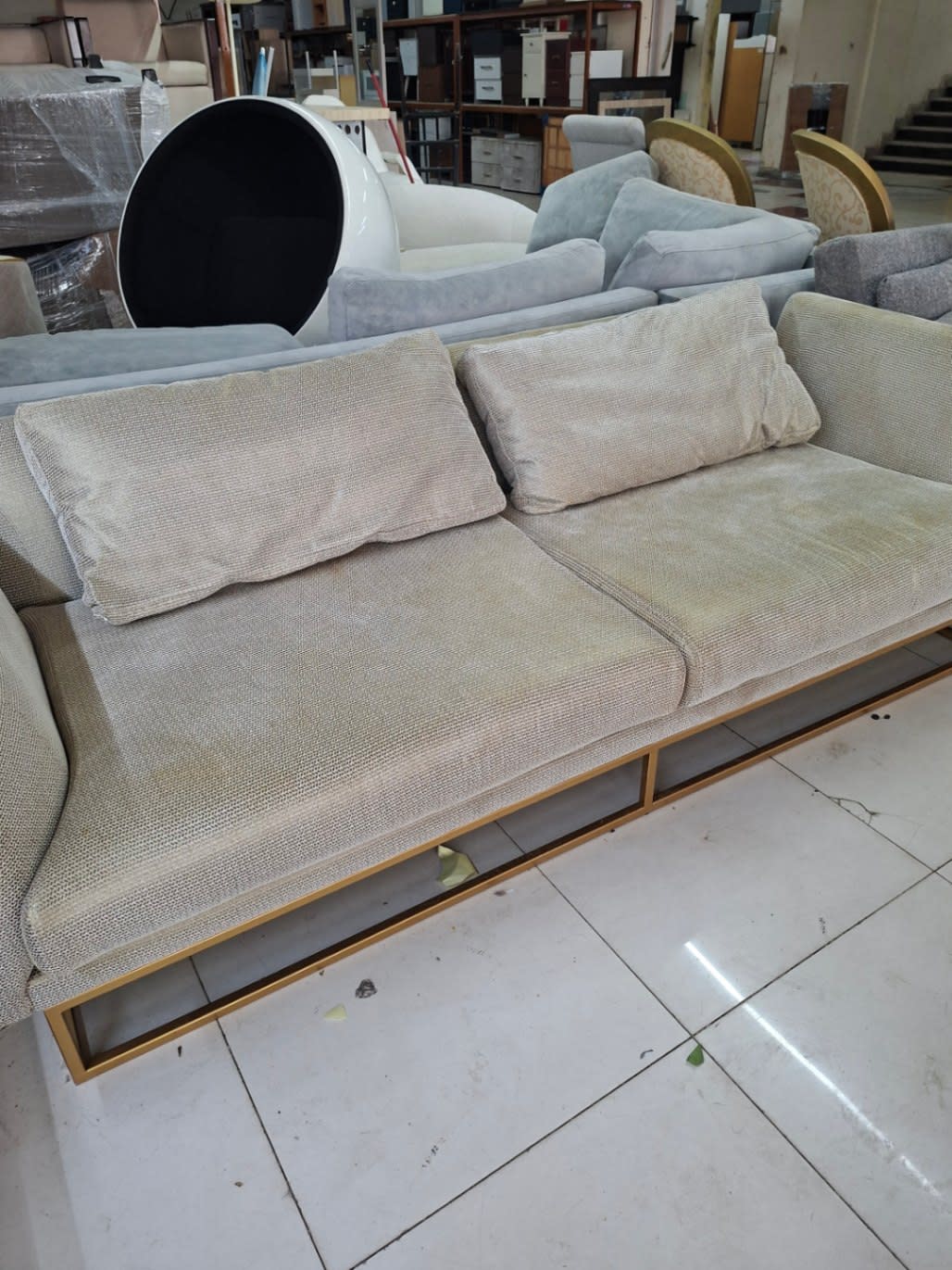 2-Seater Sofa with Gold Metal Frame 3
