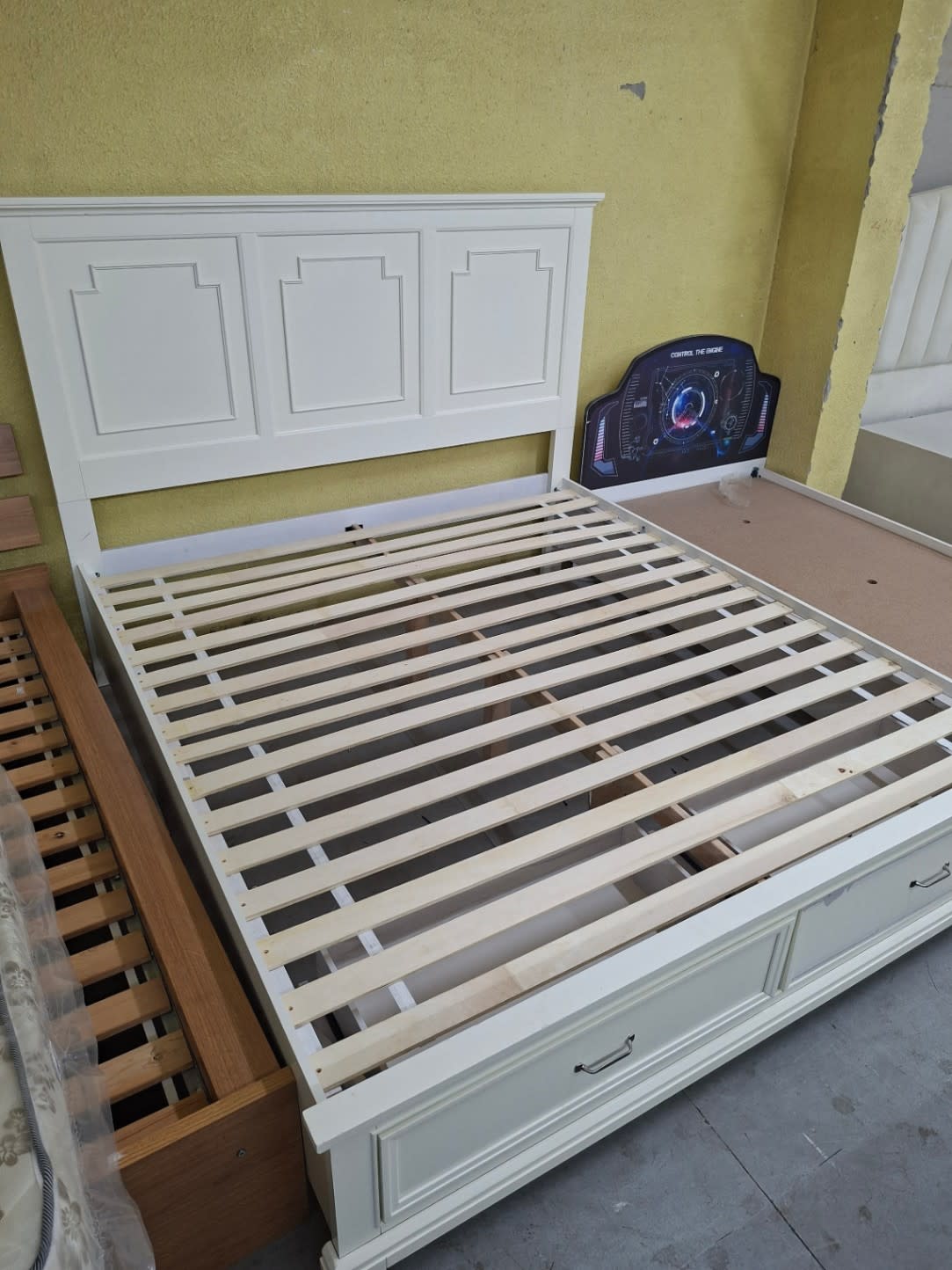 King Bed Frame with Storage Drawers 2