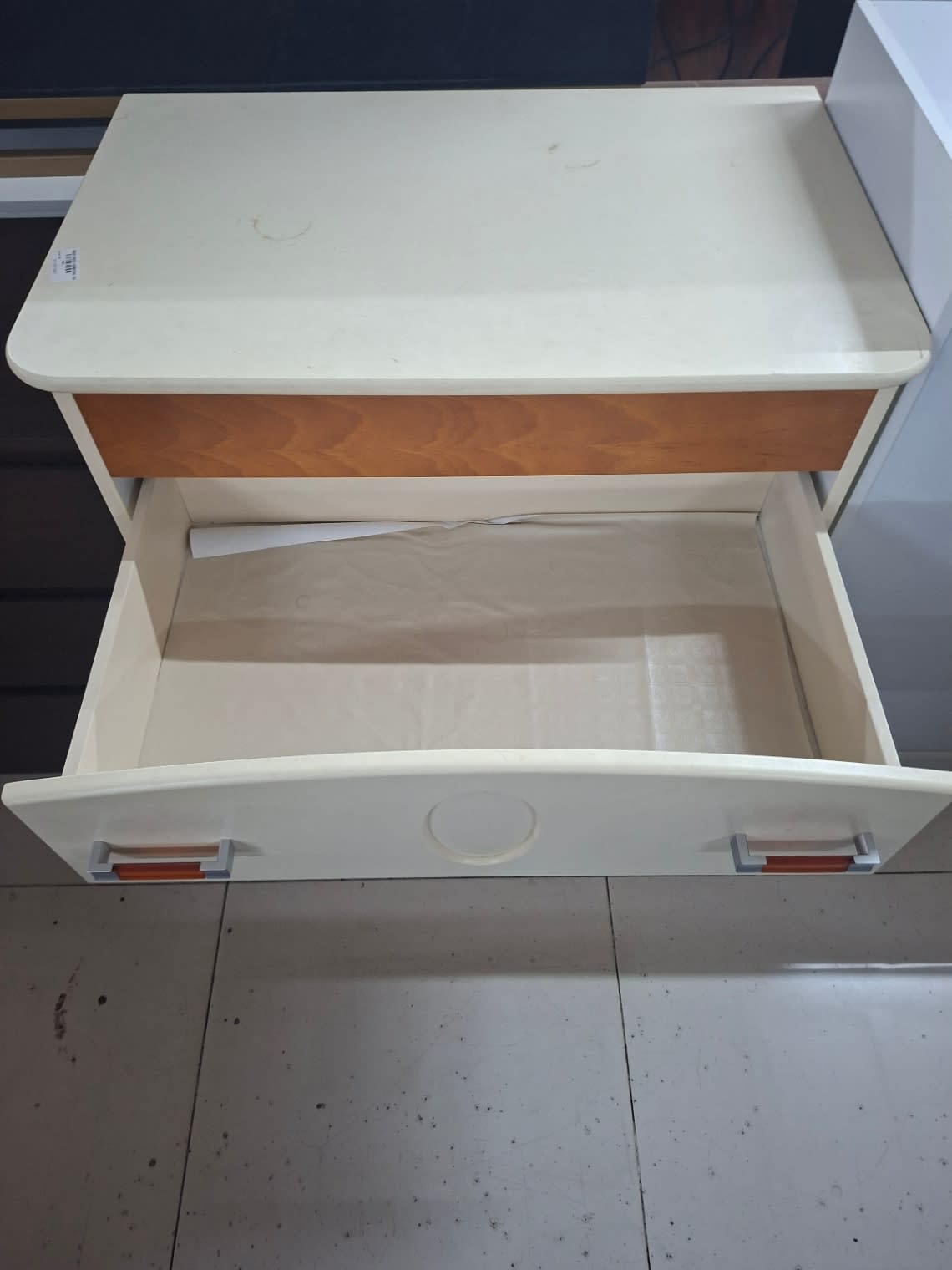 multi-drawer storage chest 3