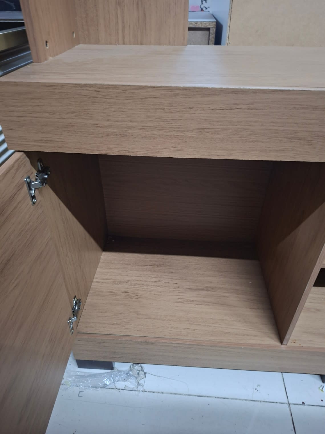 TV unit 3