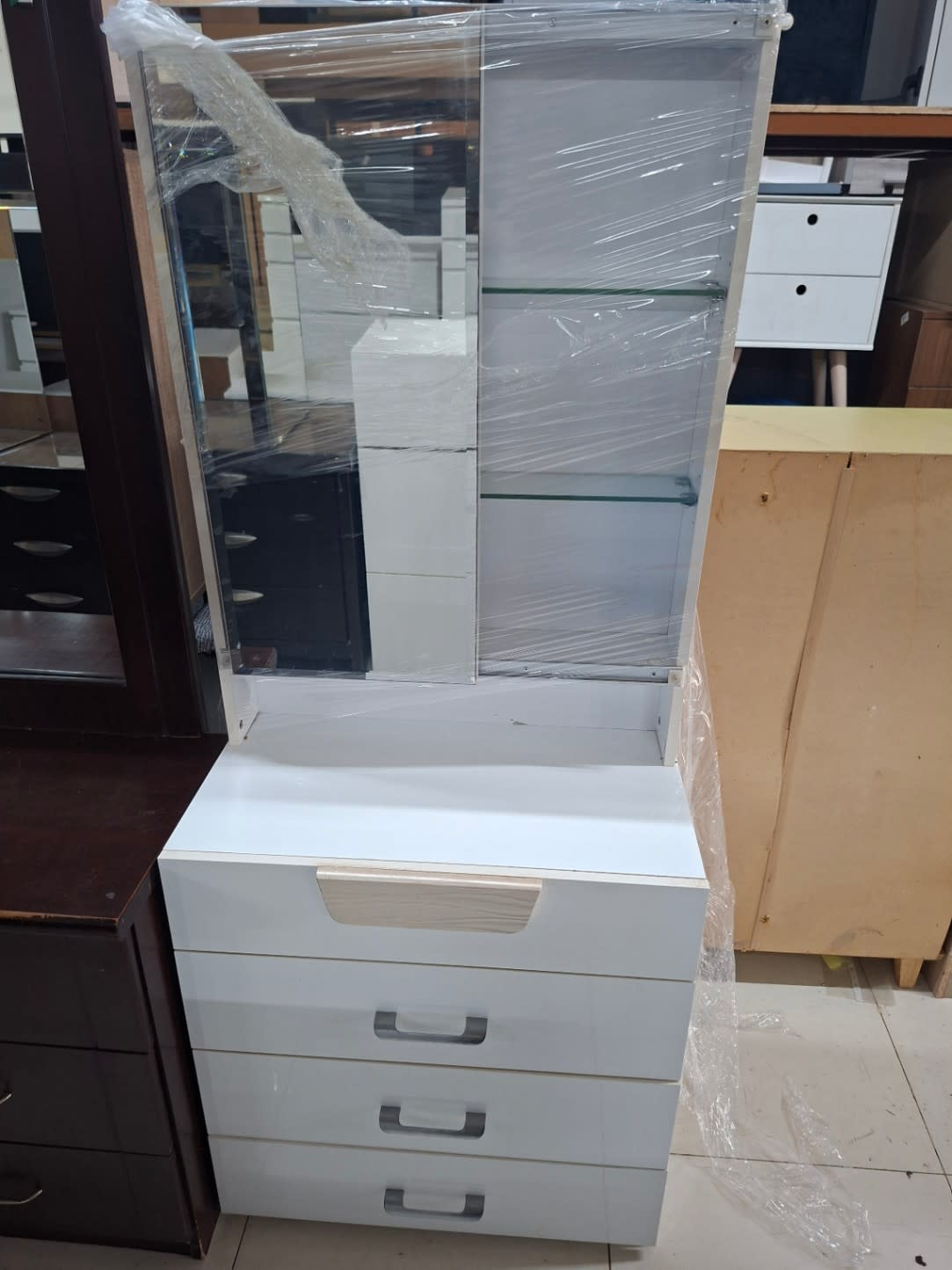 dressing table
