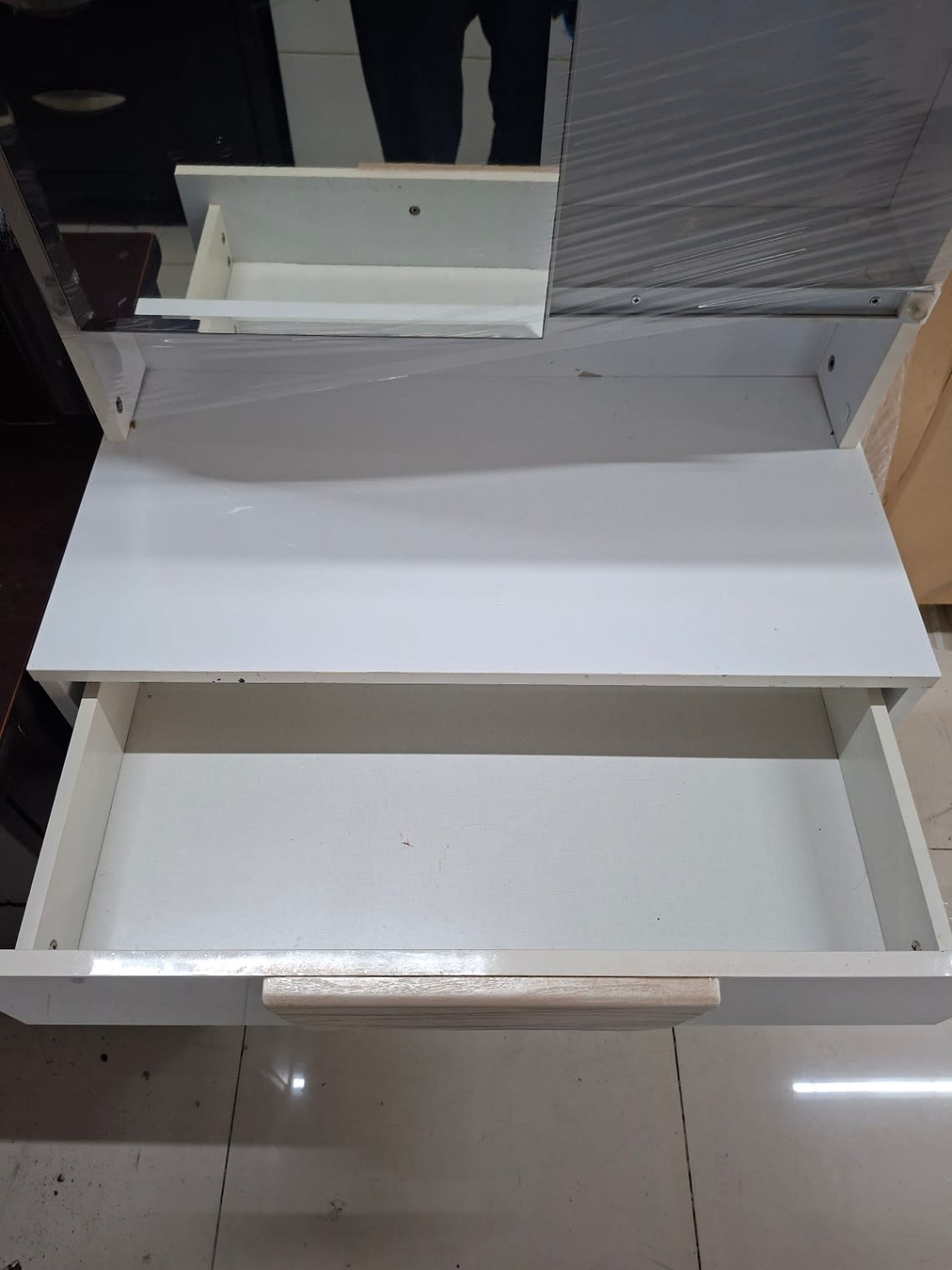 dressing table 2