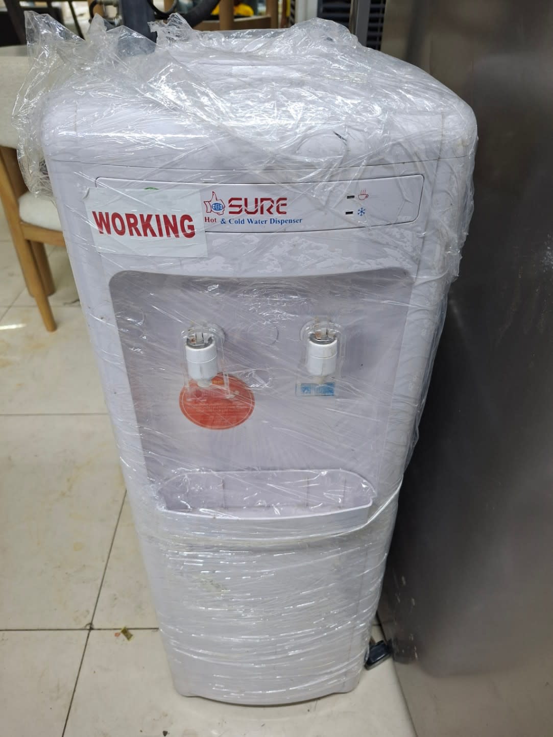 Hot and Cold Water Dispenser