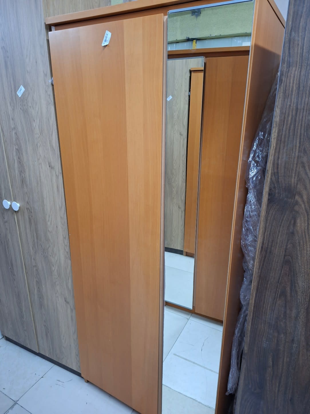 2-Door Wardrobe with Mirror and Internal Shelves