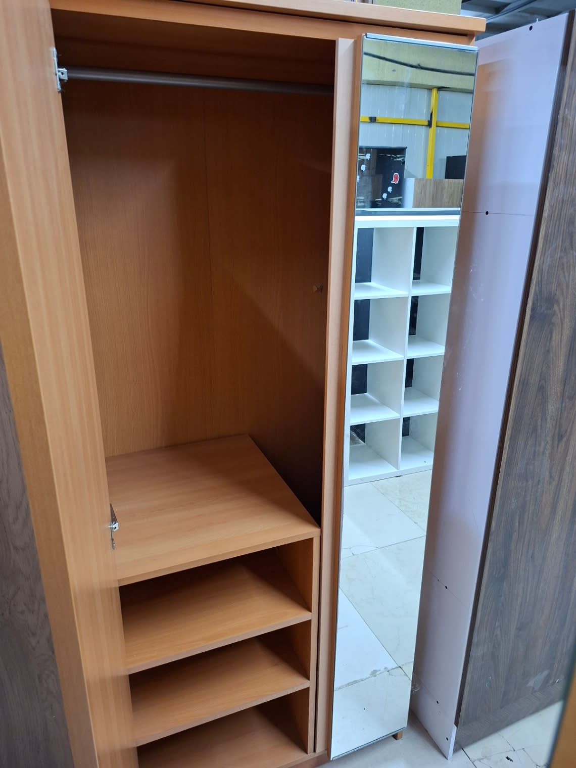 2-Door Wardrobe with Mirror and Internal Shelves 2