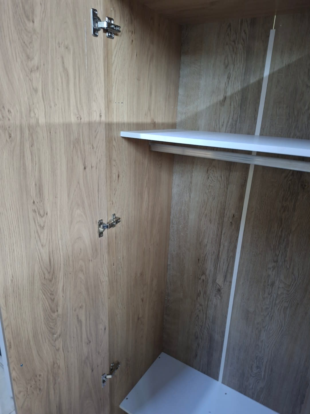 2-Door Wardrobe 3