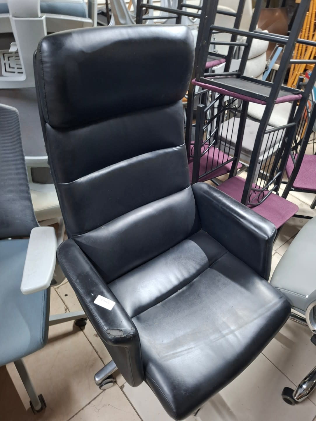 High-Back Executive Office Chair 2
