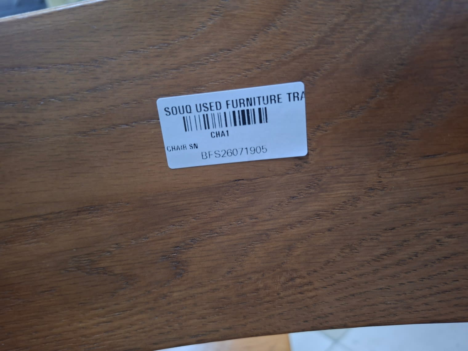 Bufaisal barcode label BFS26071905 for used solid wood dining chair