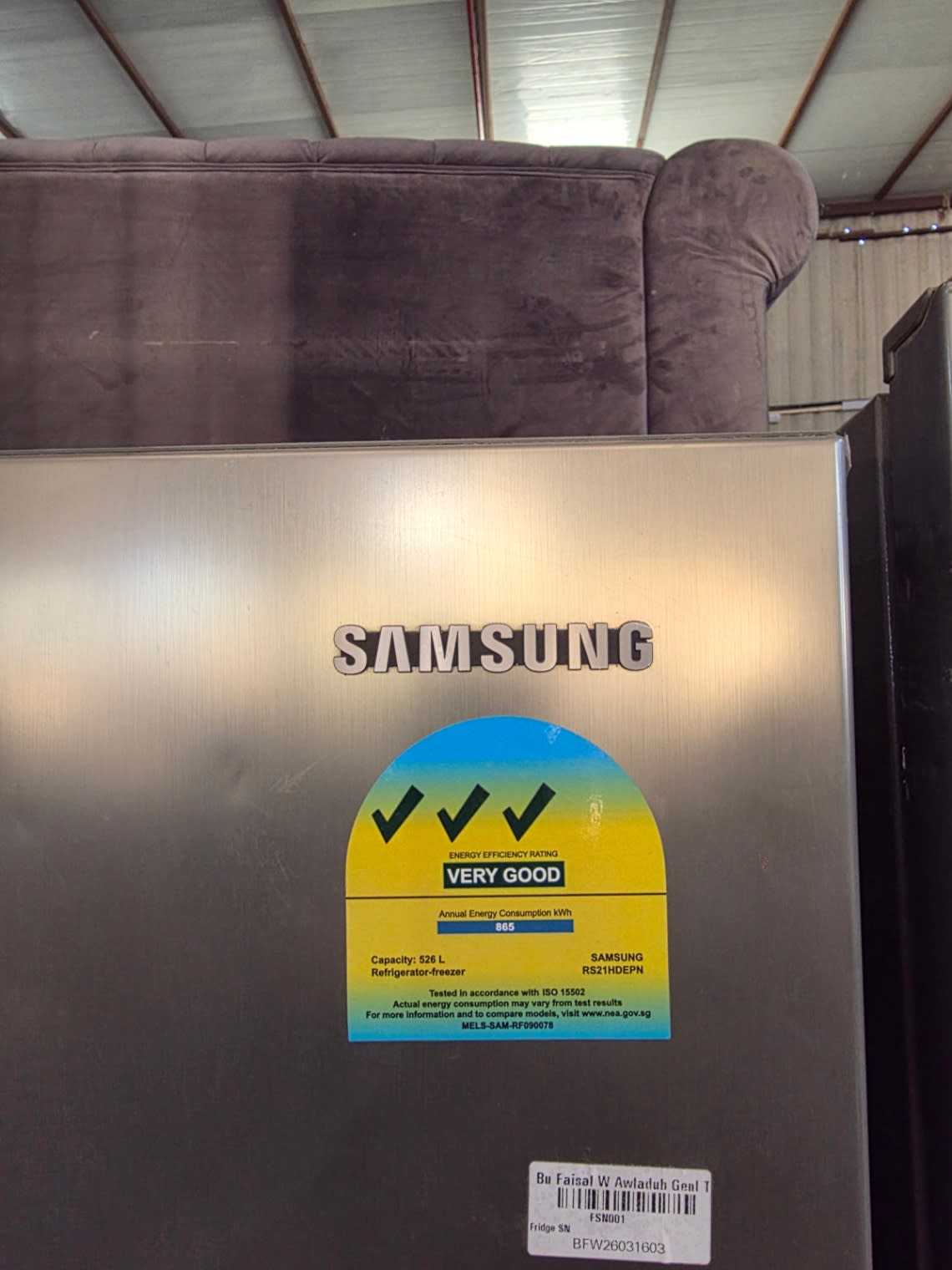 Side-by-Side Refrigerator with Ice and Water Dispenser 2