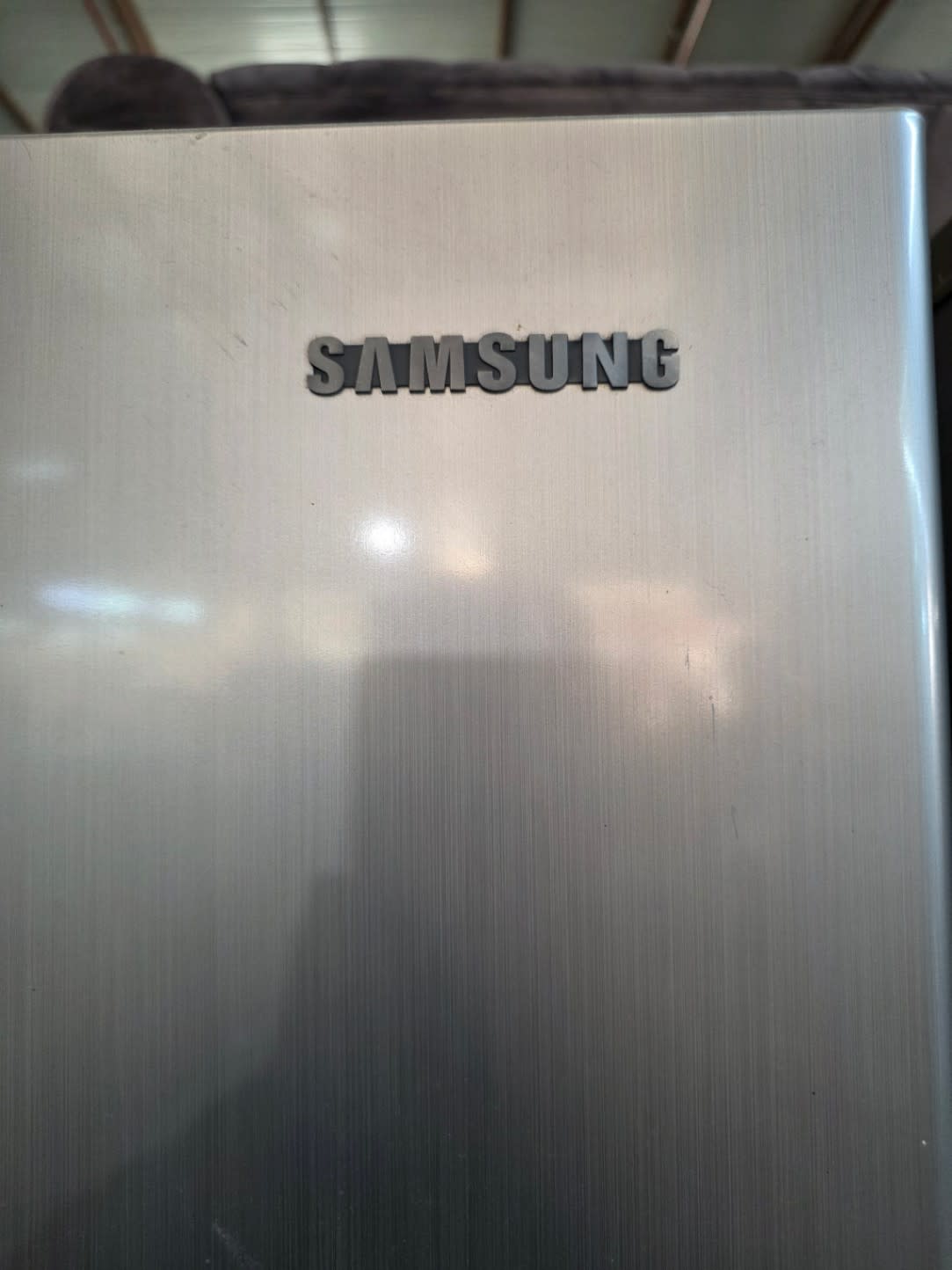 Side-by-Side Refrigerator with Water and Ice Dispenser 2
