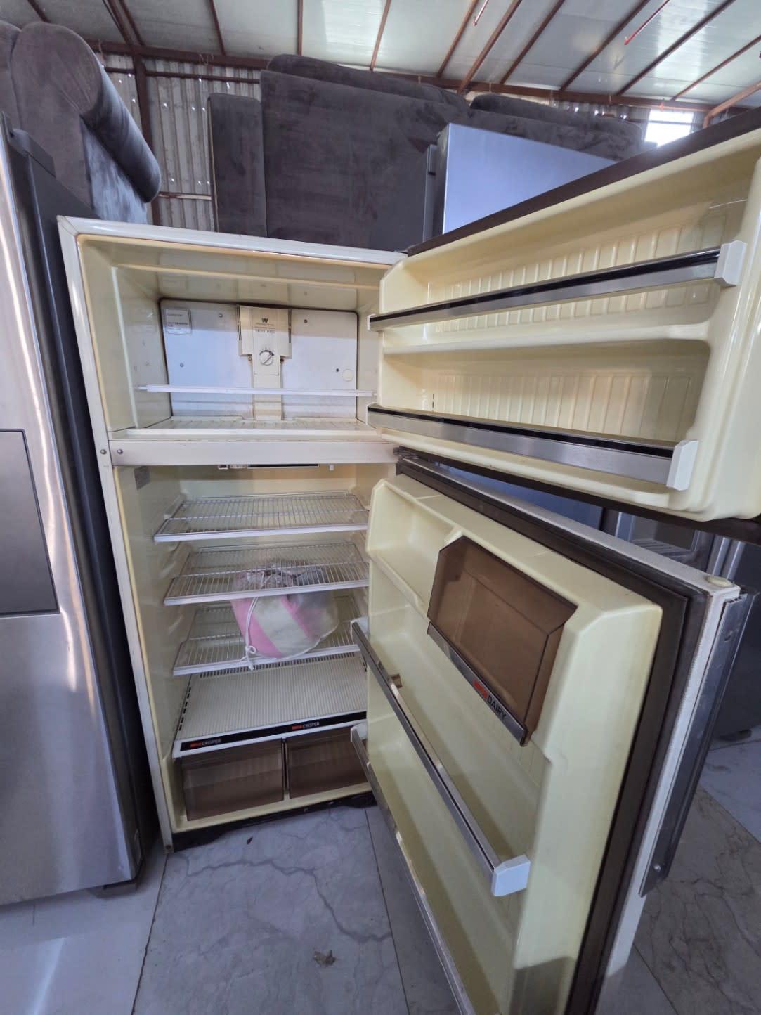 Top-Mount Frost Free Refrigerator 3