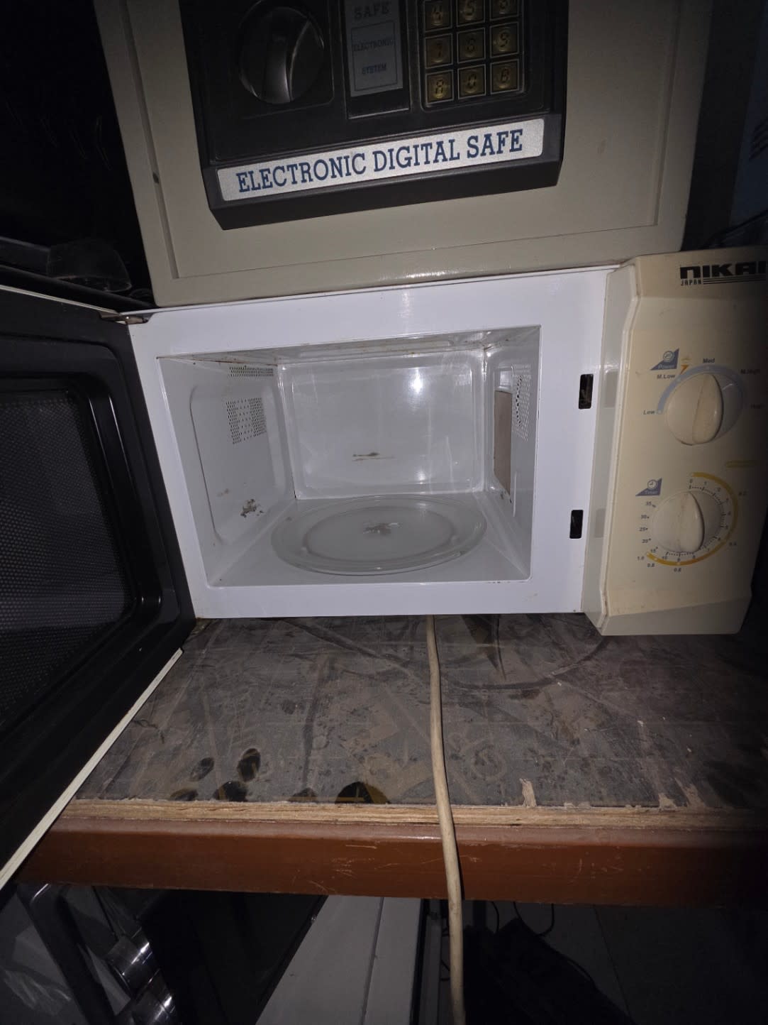 Solo Microwave Oven 3