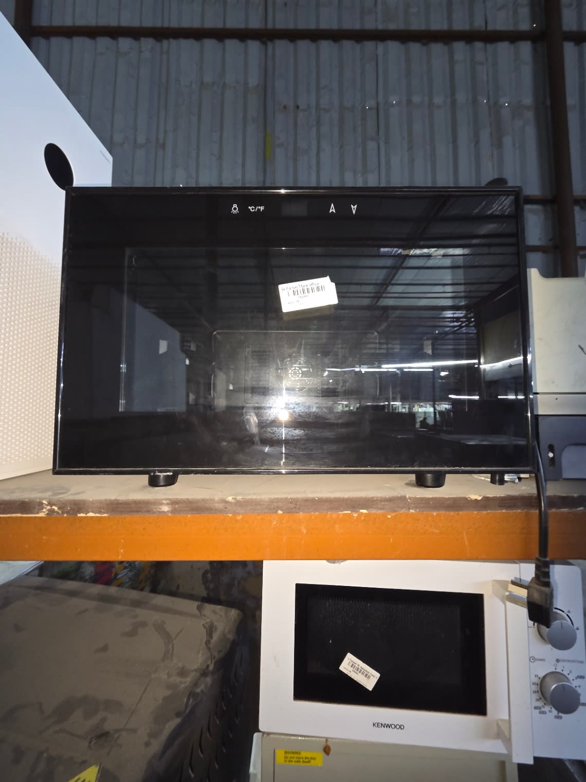 Microwave Oven