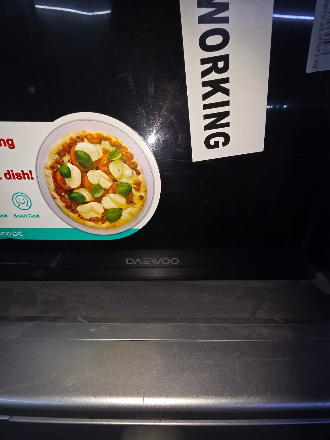 Microwave Oven with Grill 2