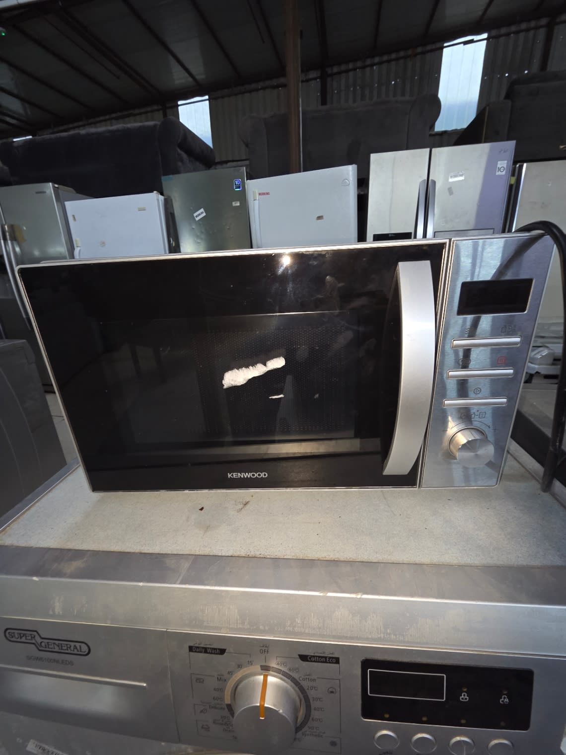 Microwave Oven