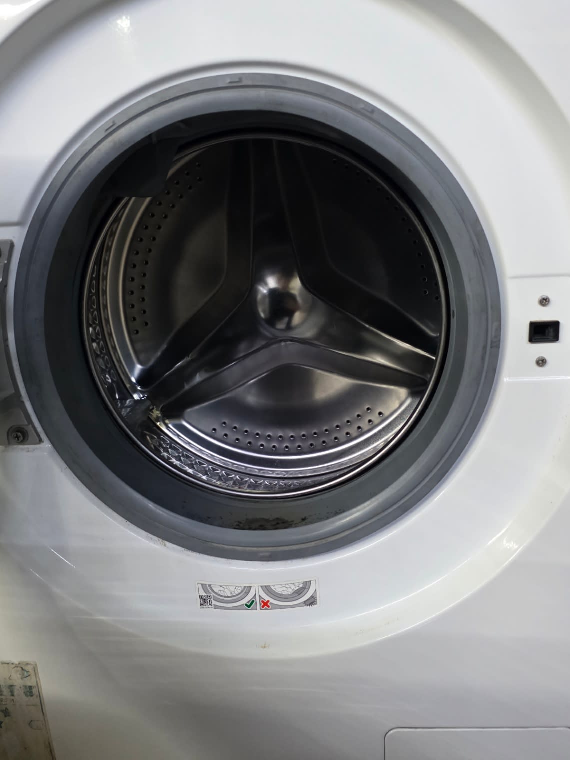 Front-Load Washing Machine 3