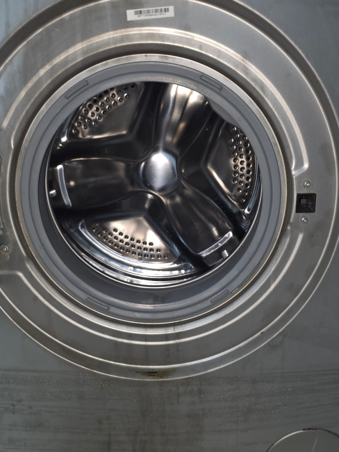 Front-Load Washing Machine 3