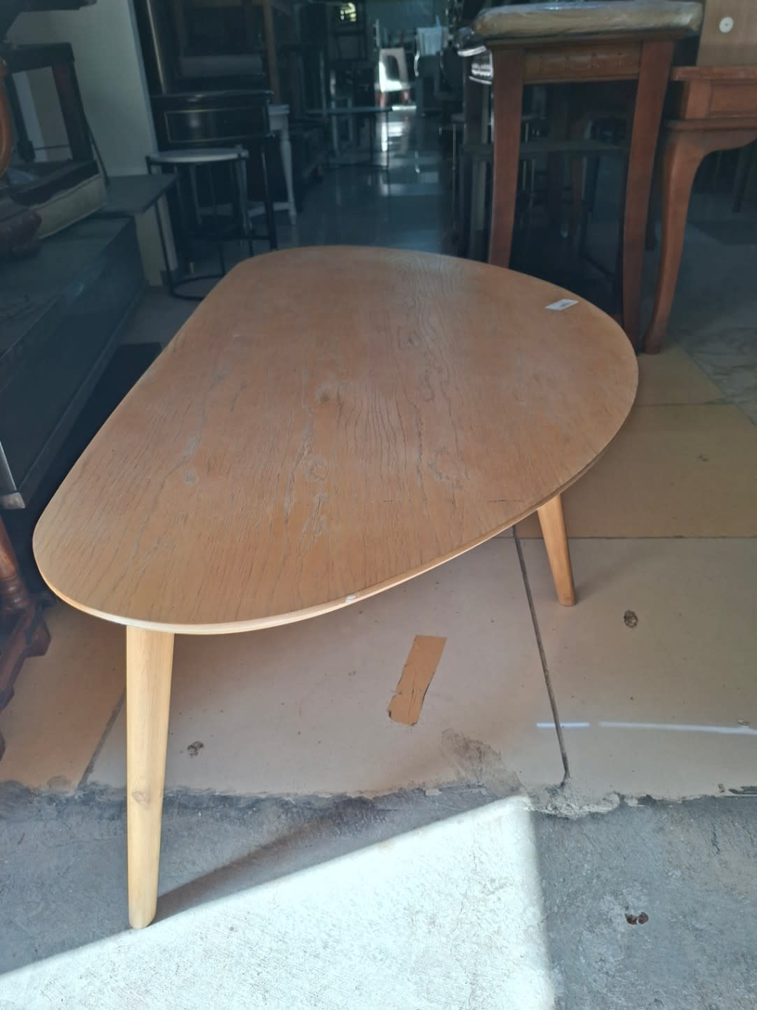 Oval Coffee Table 3