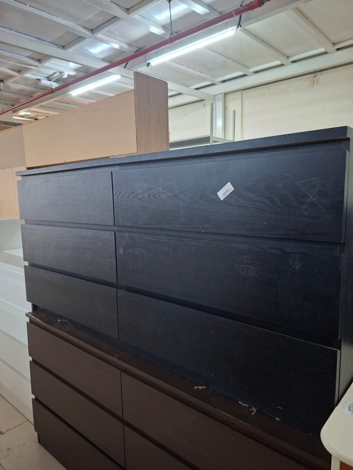 6-Drawer Chest of Drawers