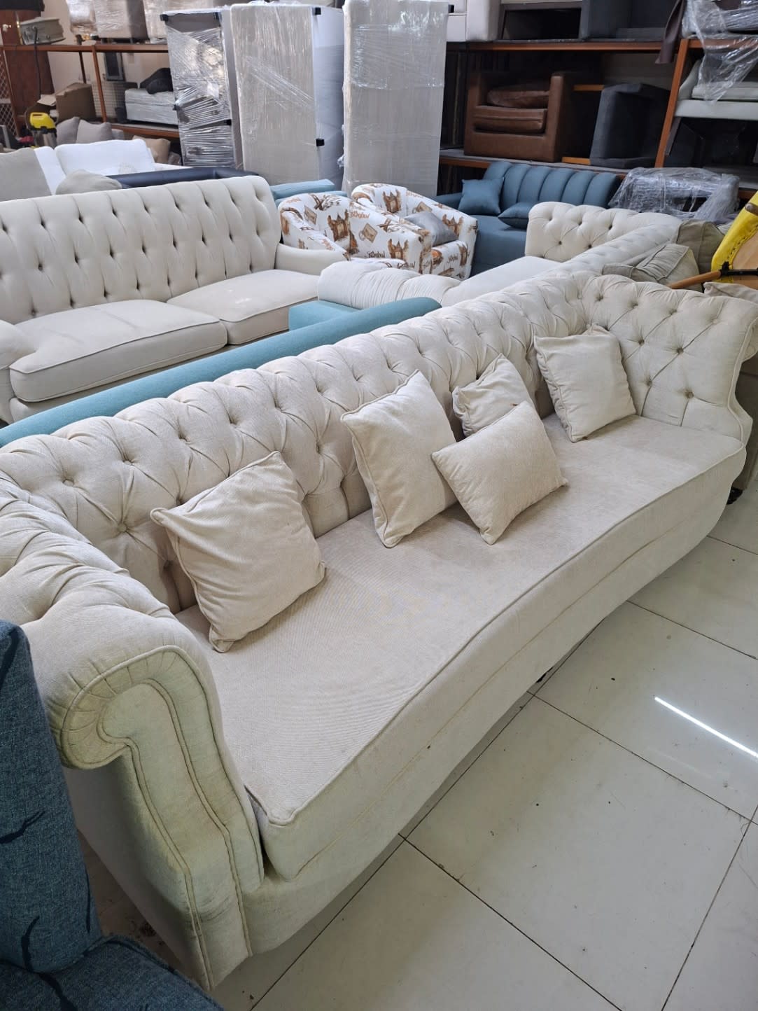 Chesterfield-Style 3-Seater Sofa 2