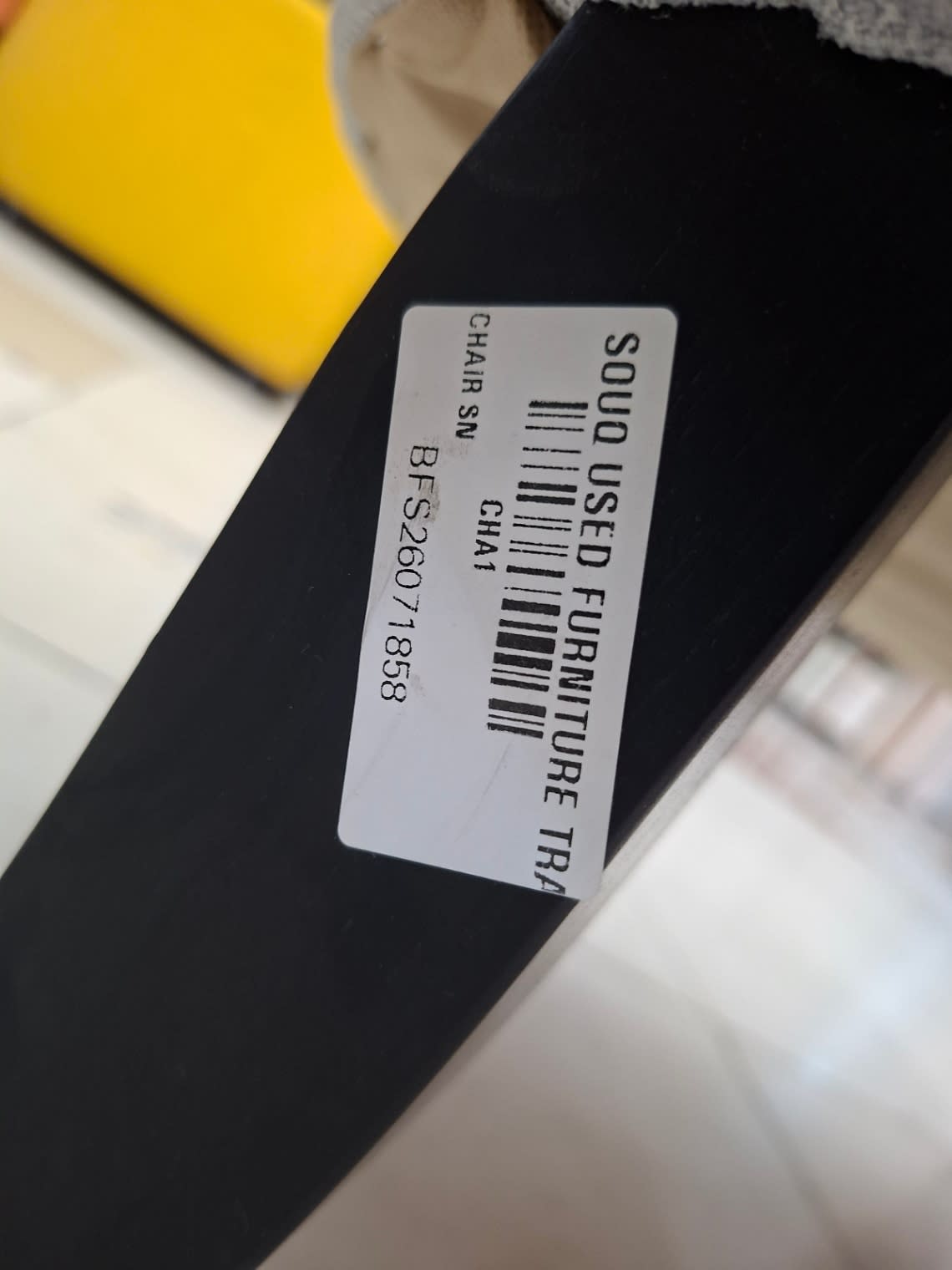 Bufaisal barcode label BFS26071858 for used tufted wingback accent chair