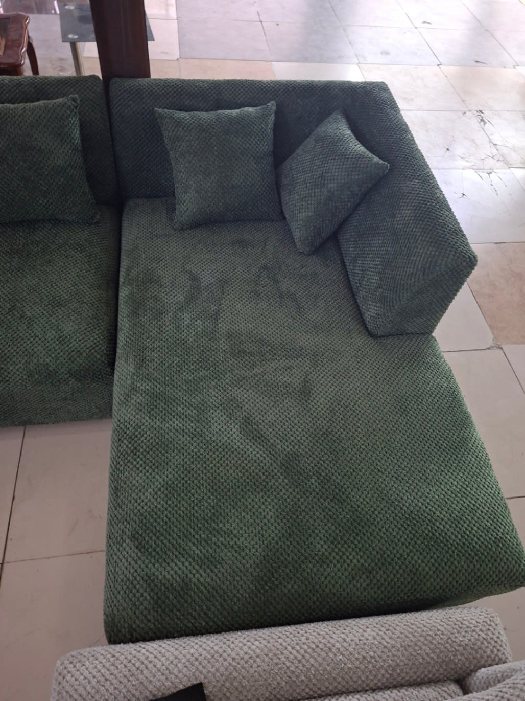 L-Shape Sectional Sofa 2