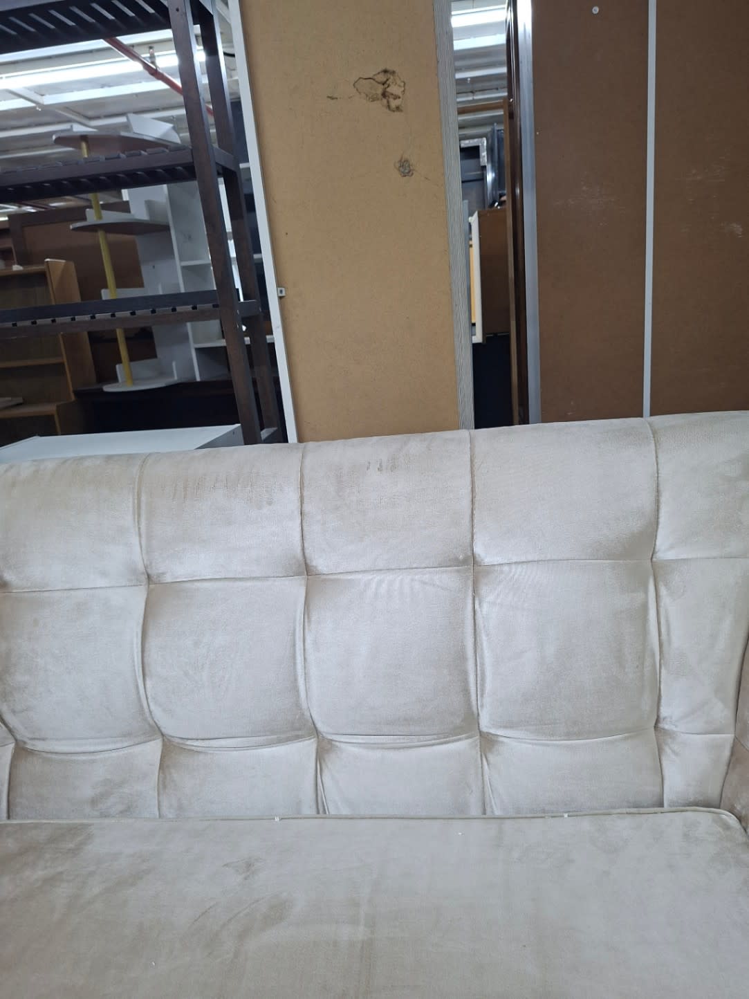 2-Seater Tufted Sofa 3