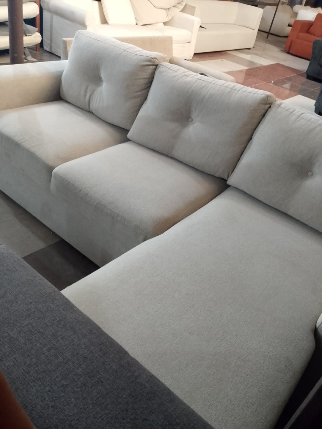 L-Shape Sectional Sofa with Chaise
