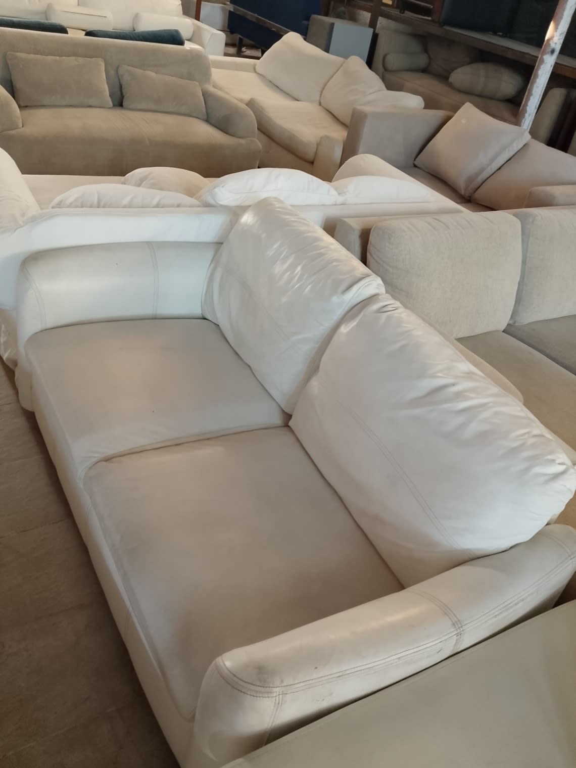 2-Seater Leather Sofa 2