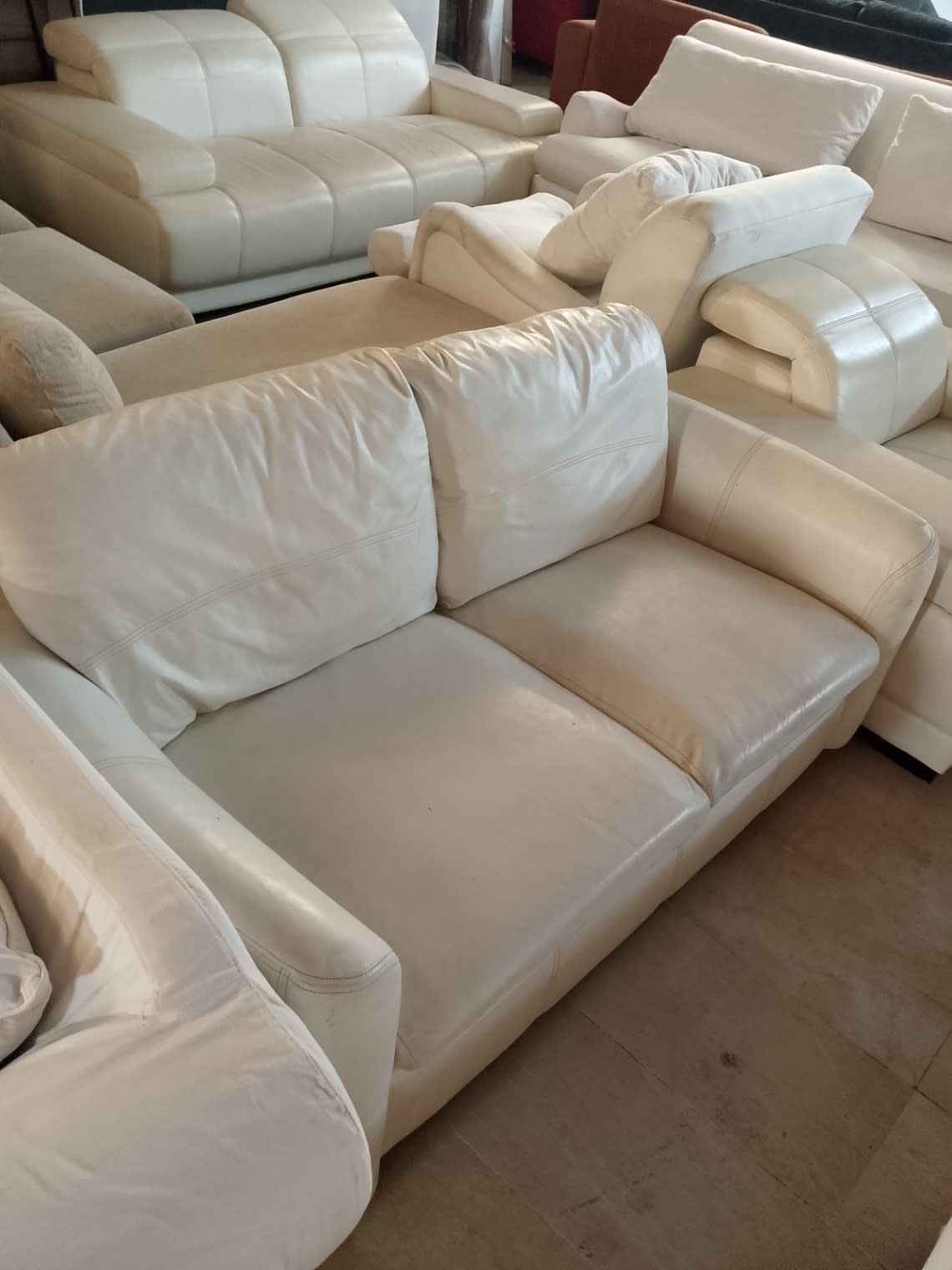 2-Seater Leather Sofa 3