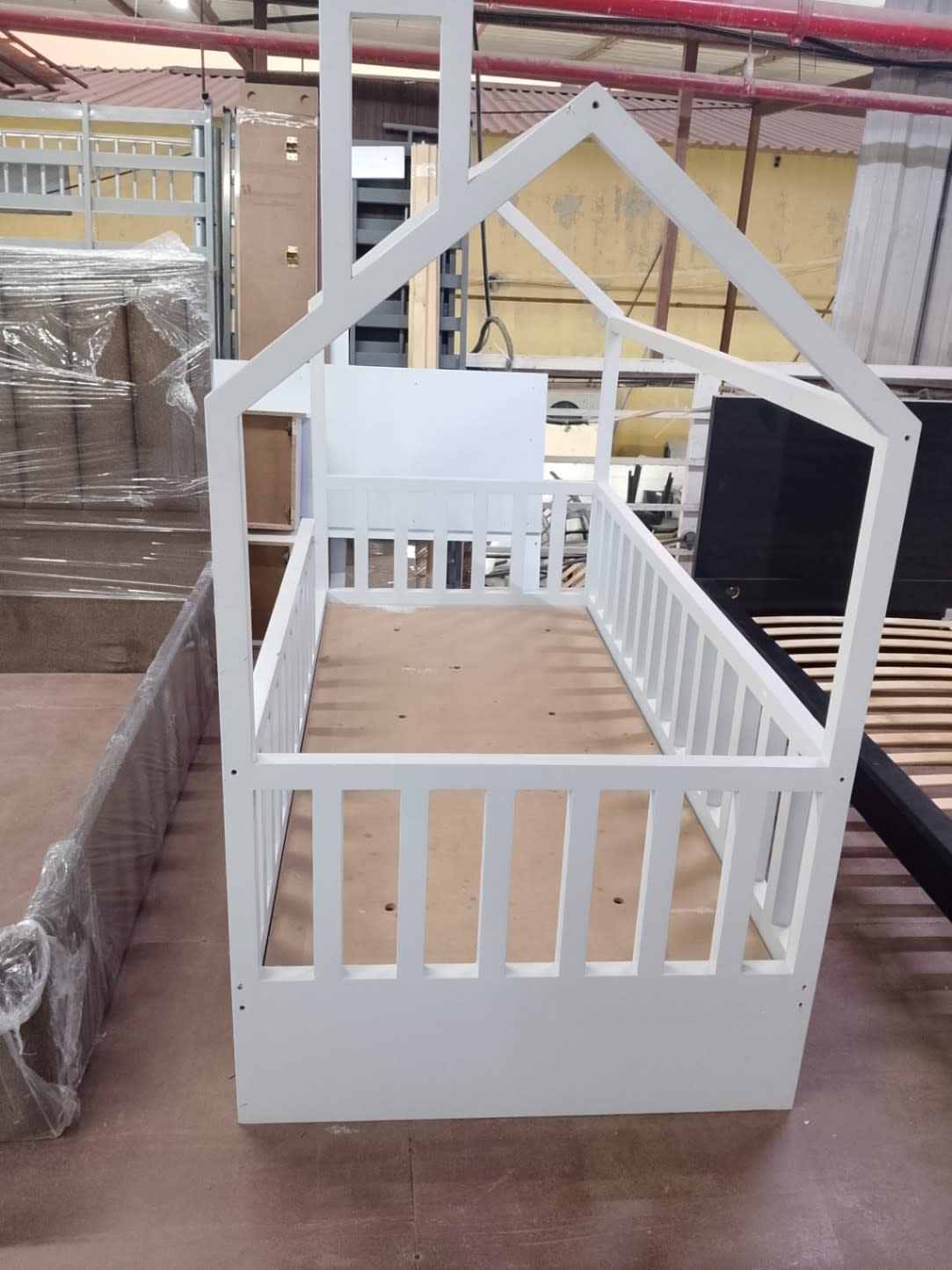 House-Frame Kids Bed White