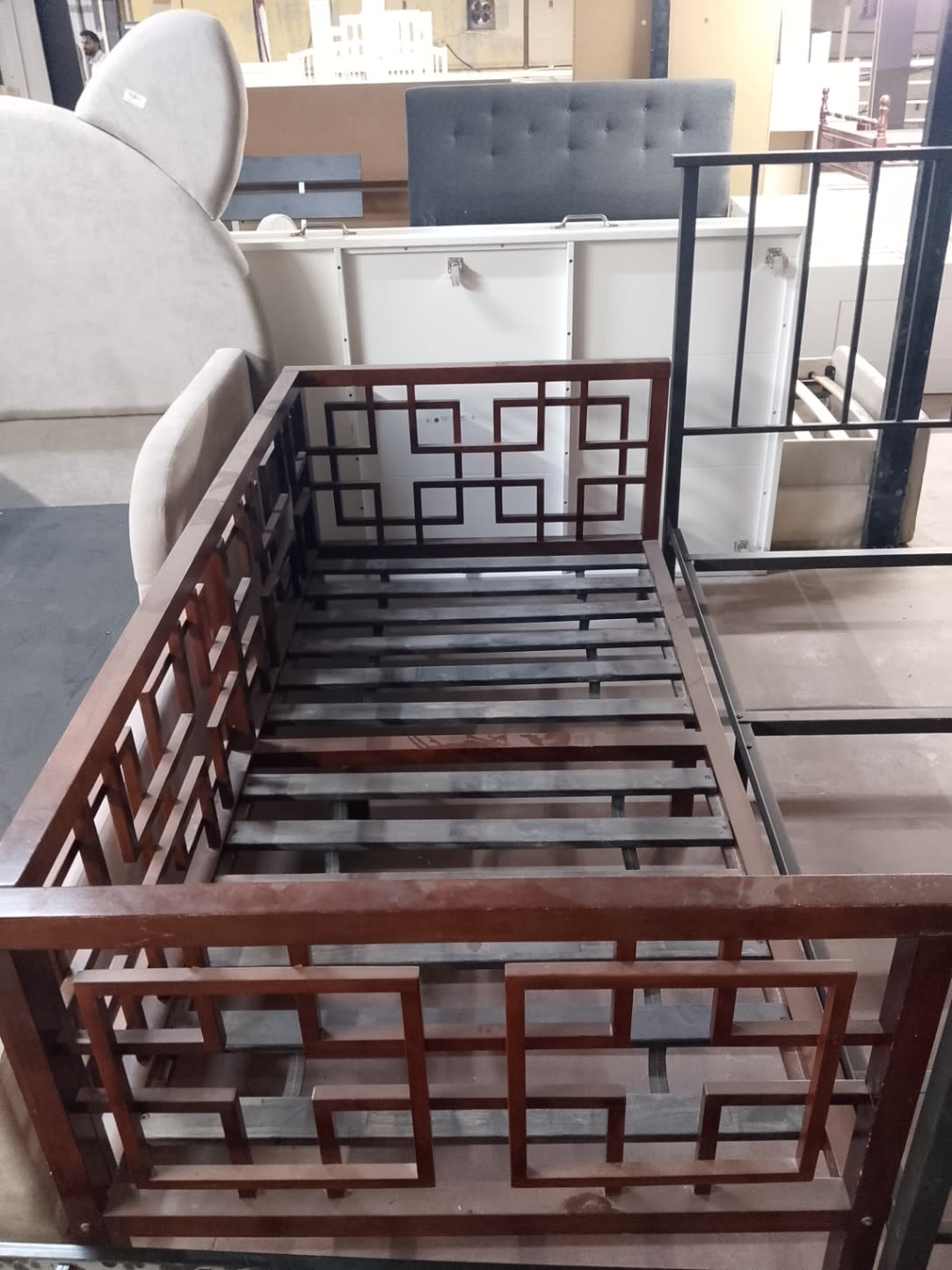 Single Bed Frame with Lattice Headboard