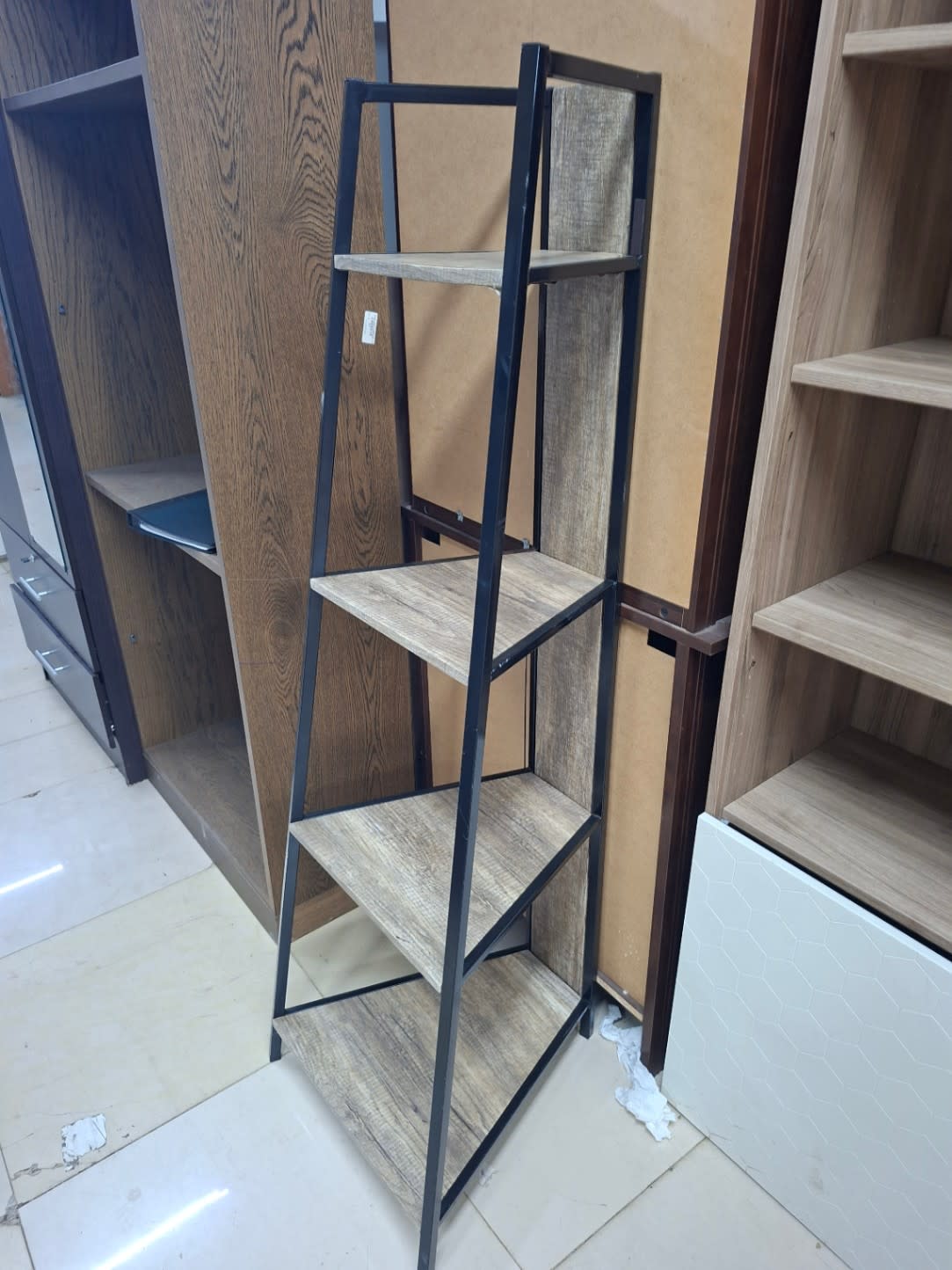 5-Tier Ladder Shelving Unit 3