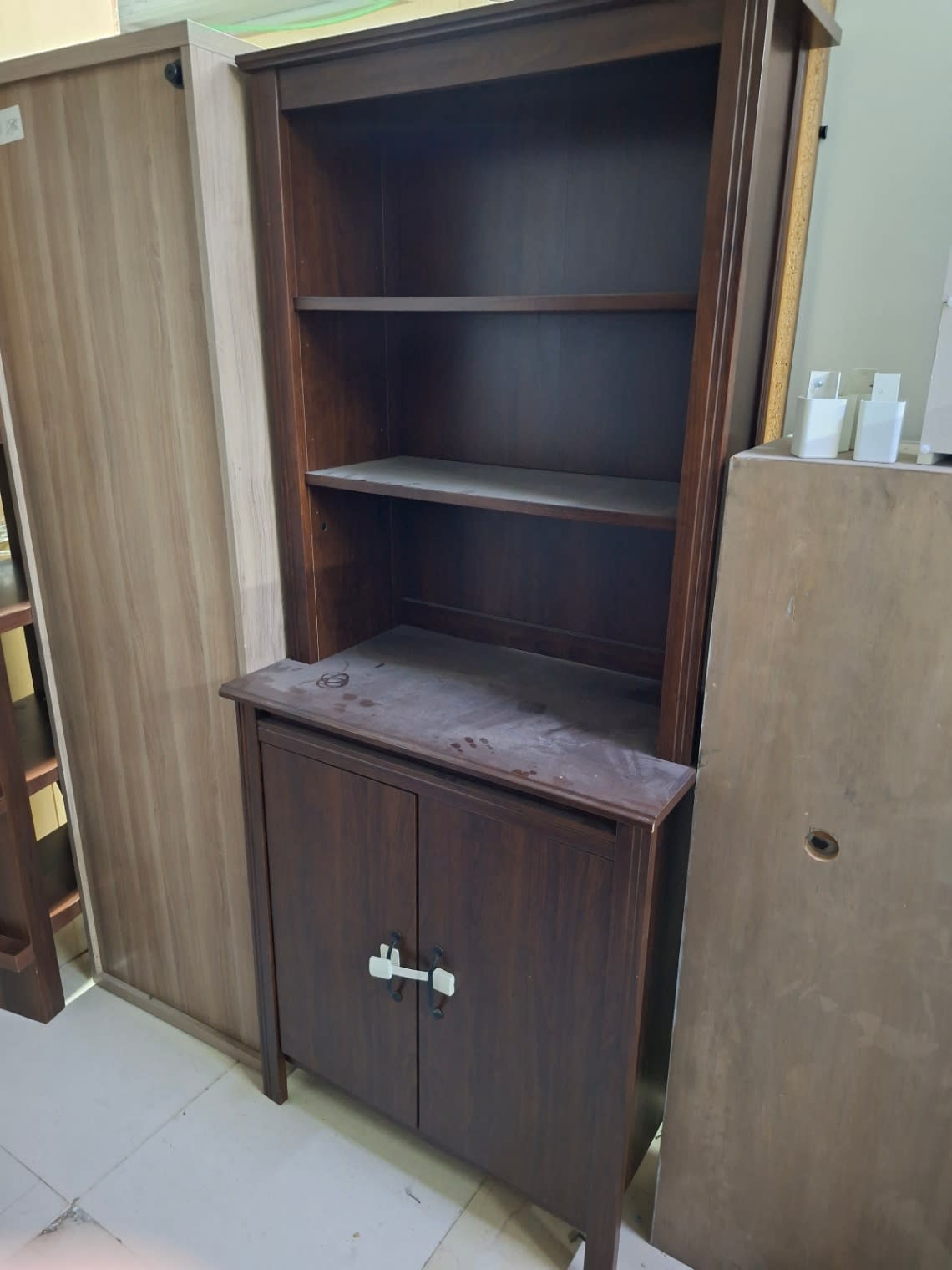 Bookshelf with Cabinet