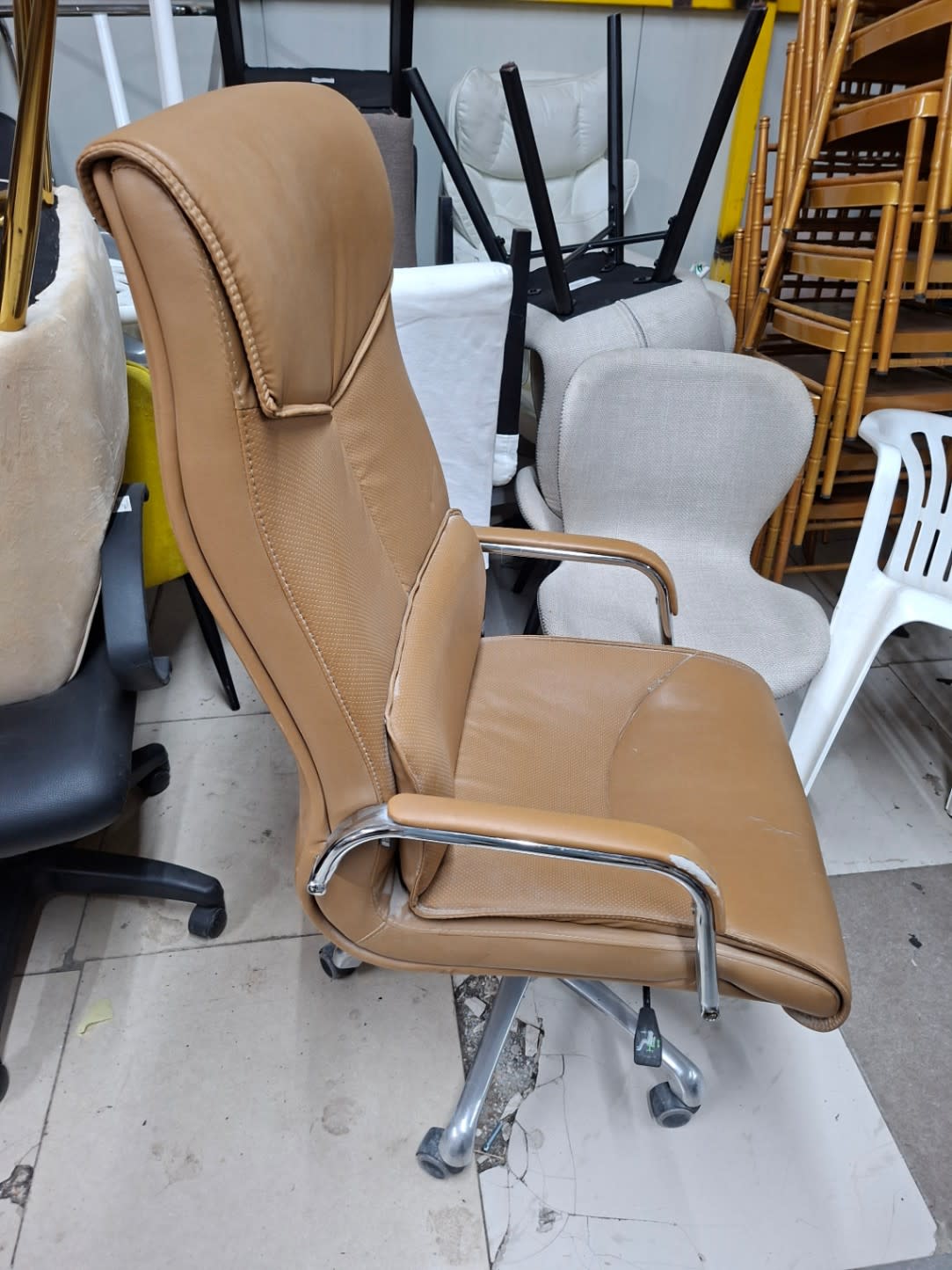 High-Back Executive Office Chair 2