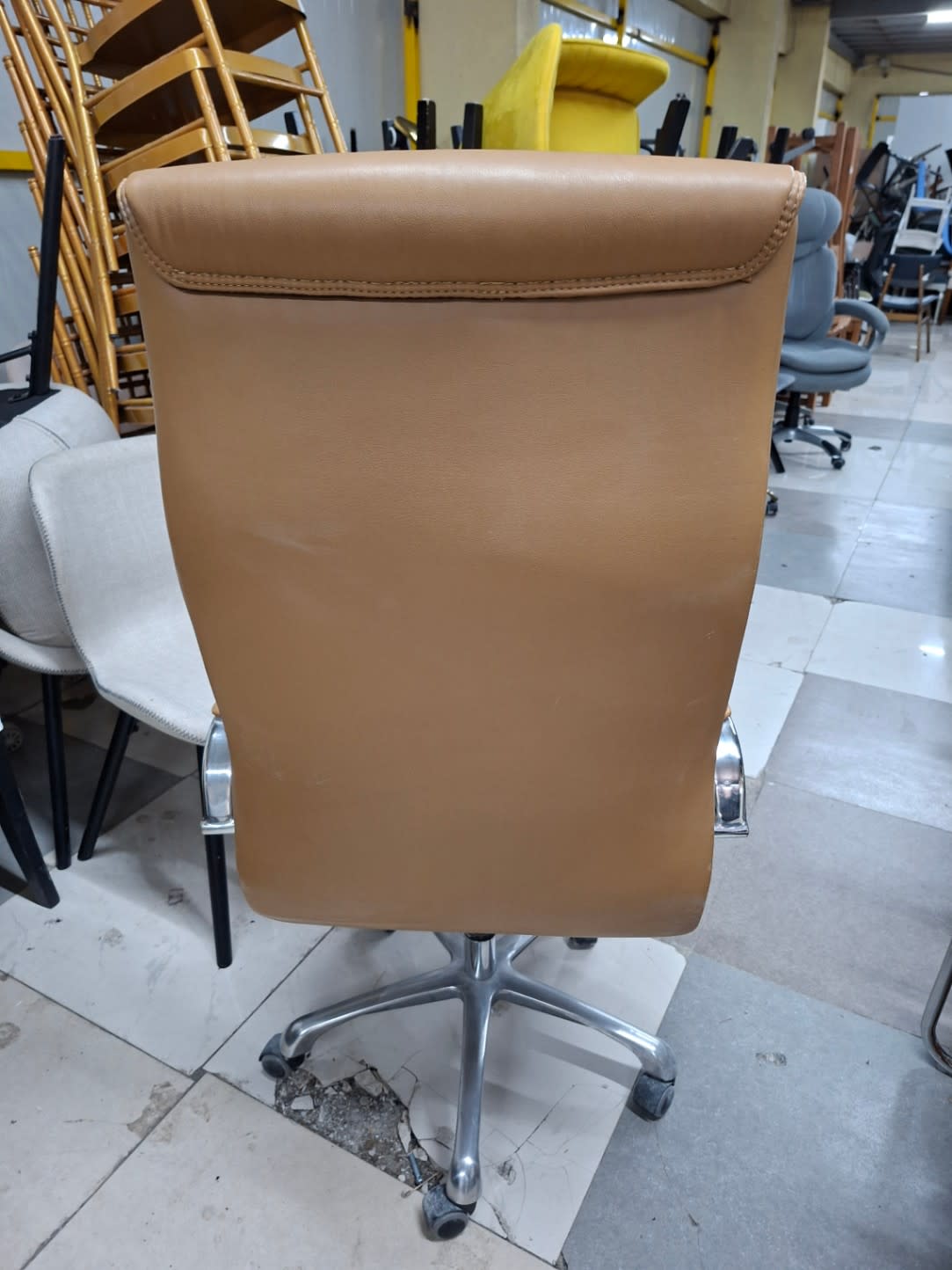 High-Back Executive Office Chair 3
