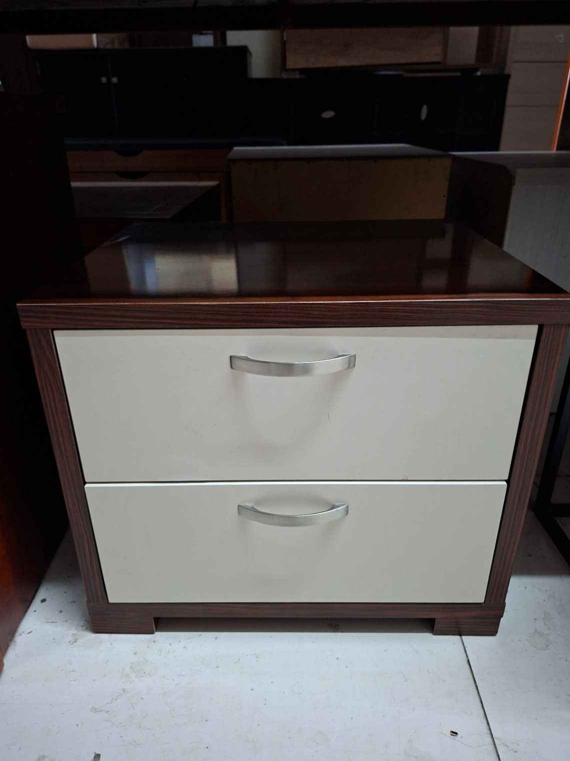 2-Drawer Bedside Table