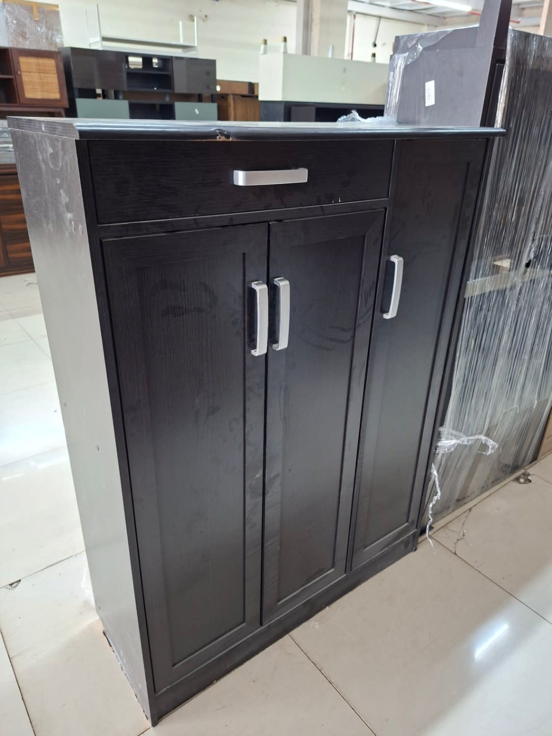 Shoe Cabinet with Drawer
