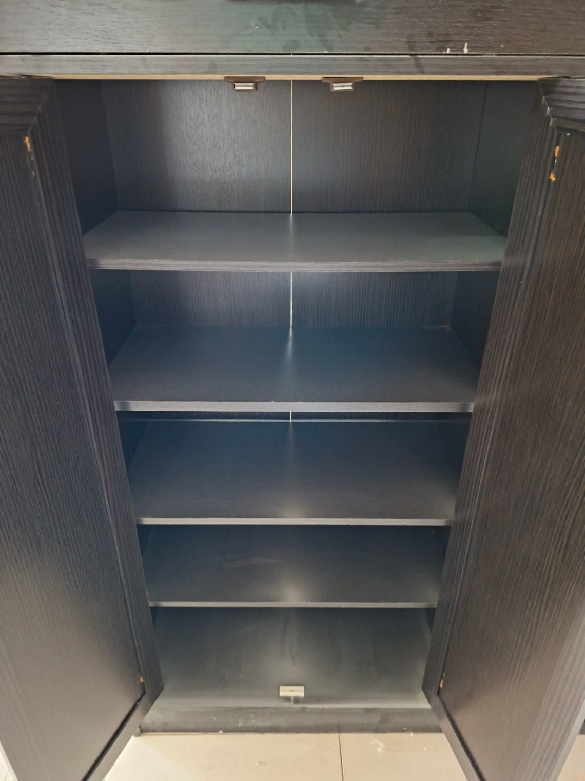 Shoe Cabinet with Drawer 2