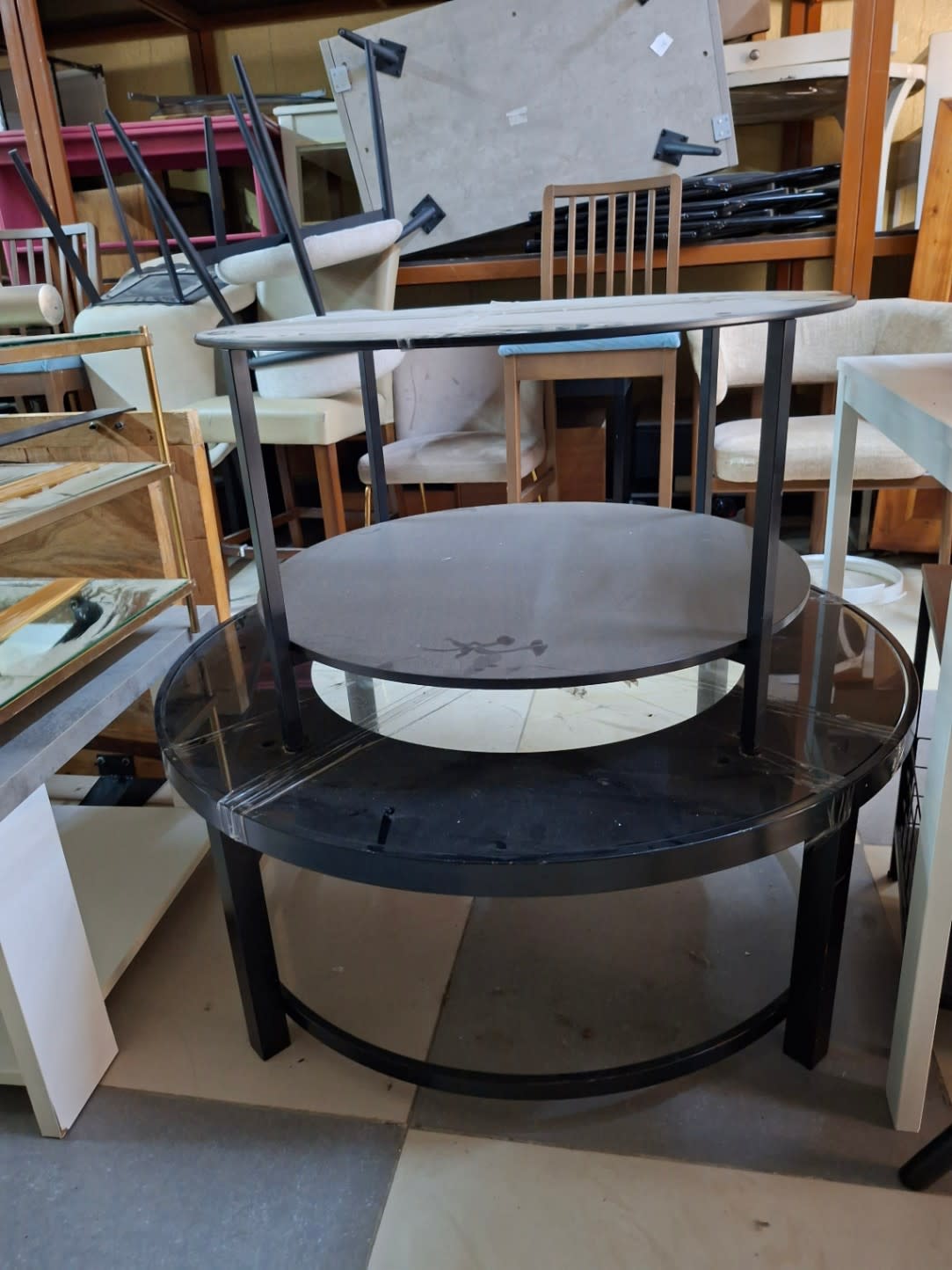 Round Glass-Top Coffee Table with Lower Shelf 3