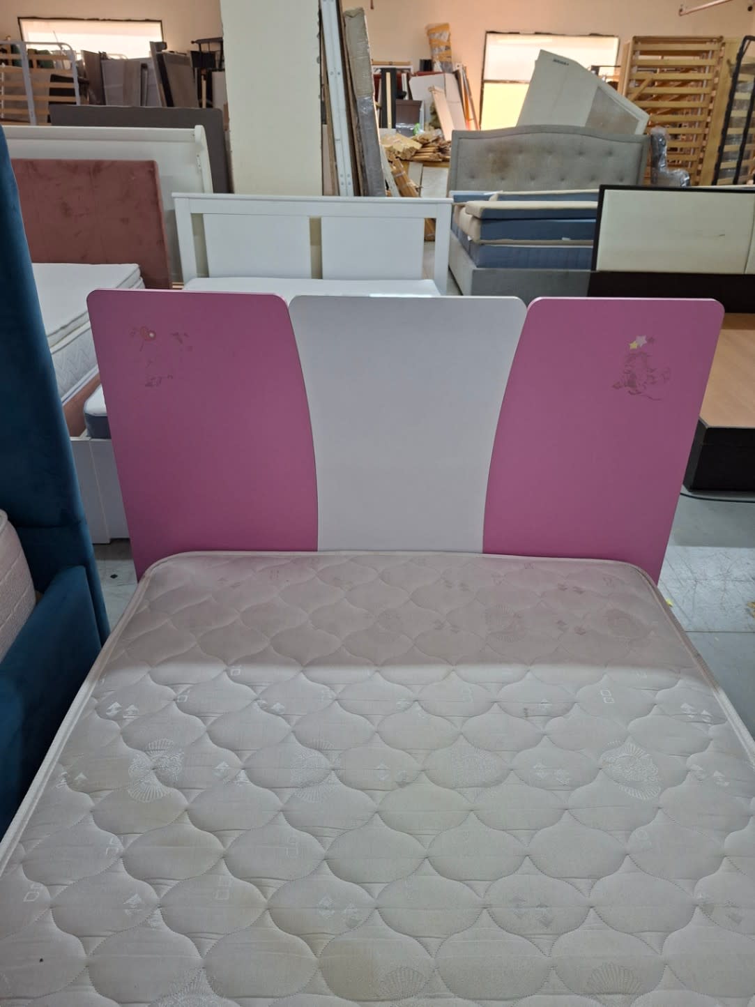 Kids Bed Frame with Headboard and Mattress 3